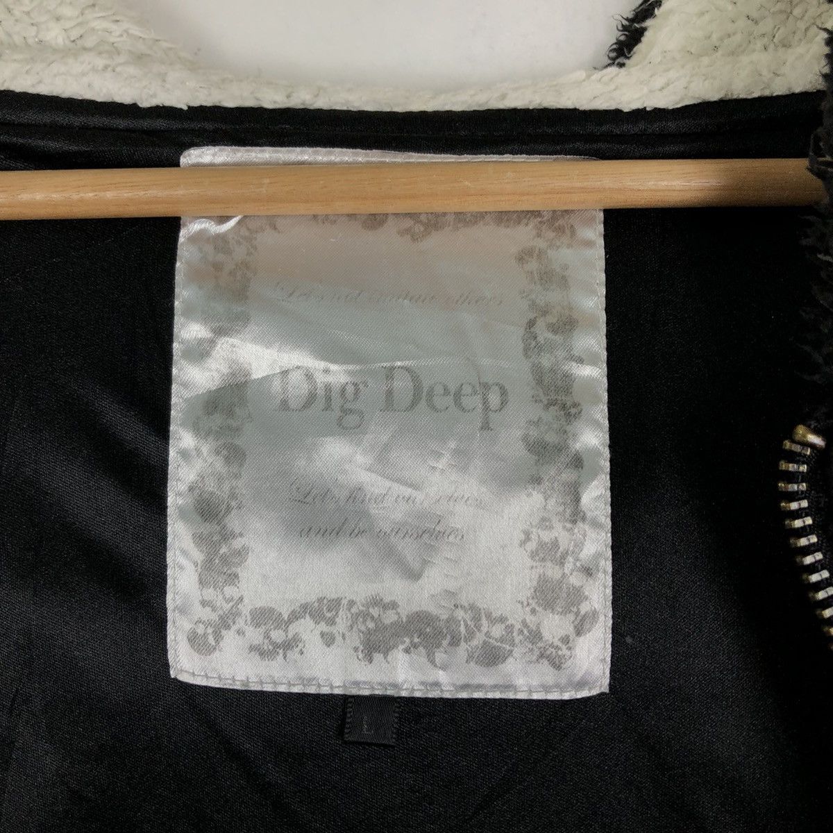 Japanese Brand VINTAGE DIG DEEP HOODIE BIG LOGO PUNK Size US L / EU 52-54 / 3 - 11 Thumbnail