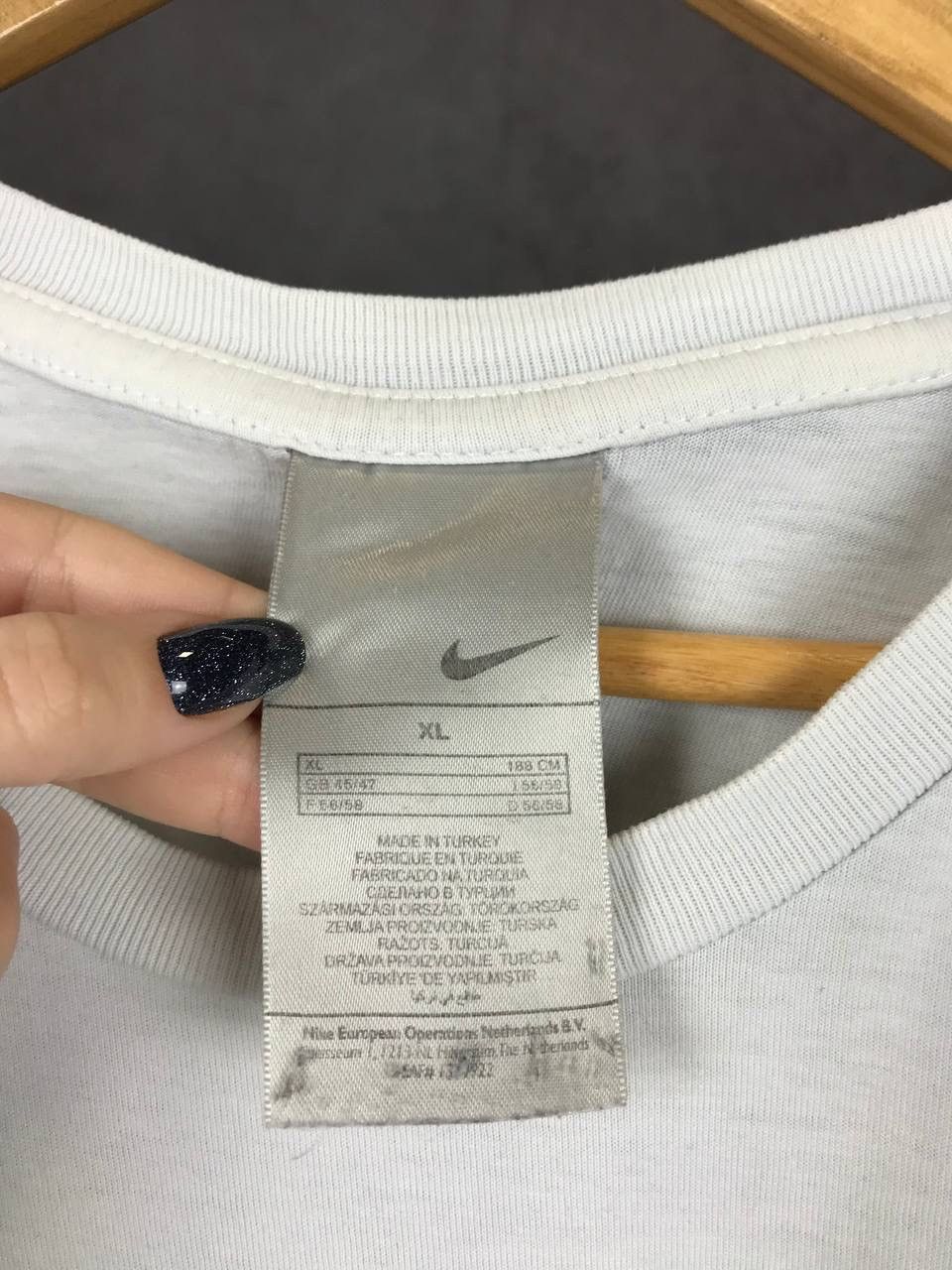 Nike × Vintage Nike swoosh streetwear vintage center logo tee Size US XL / EU 56 / 4 - 3 Thumbnail