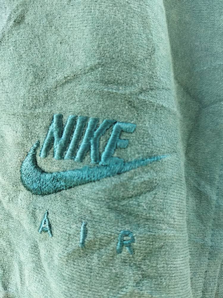 Nike × Vintage 🐱‍👤STEAL IT🐱‍👤 VINTAGE GREY TAG NIKE AIR SWEATER Size US M / EU 48-50 / 2 - 3 Thumbnail