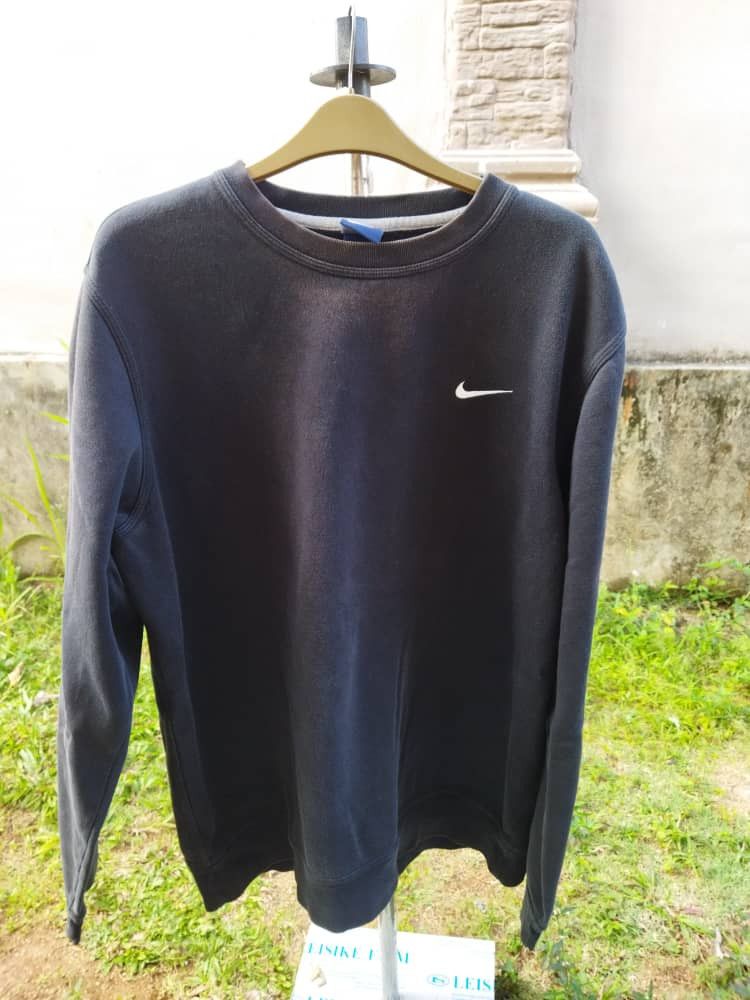 Nike 🐱‍👤STEAL IT🐱‍👤 NIKE SMALL SWOOSH LOGO | Grailed