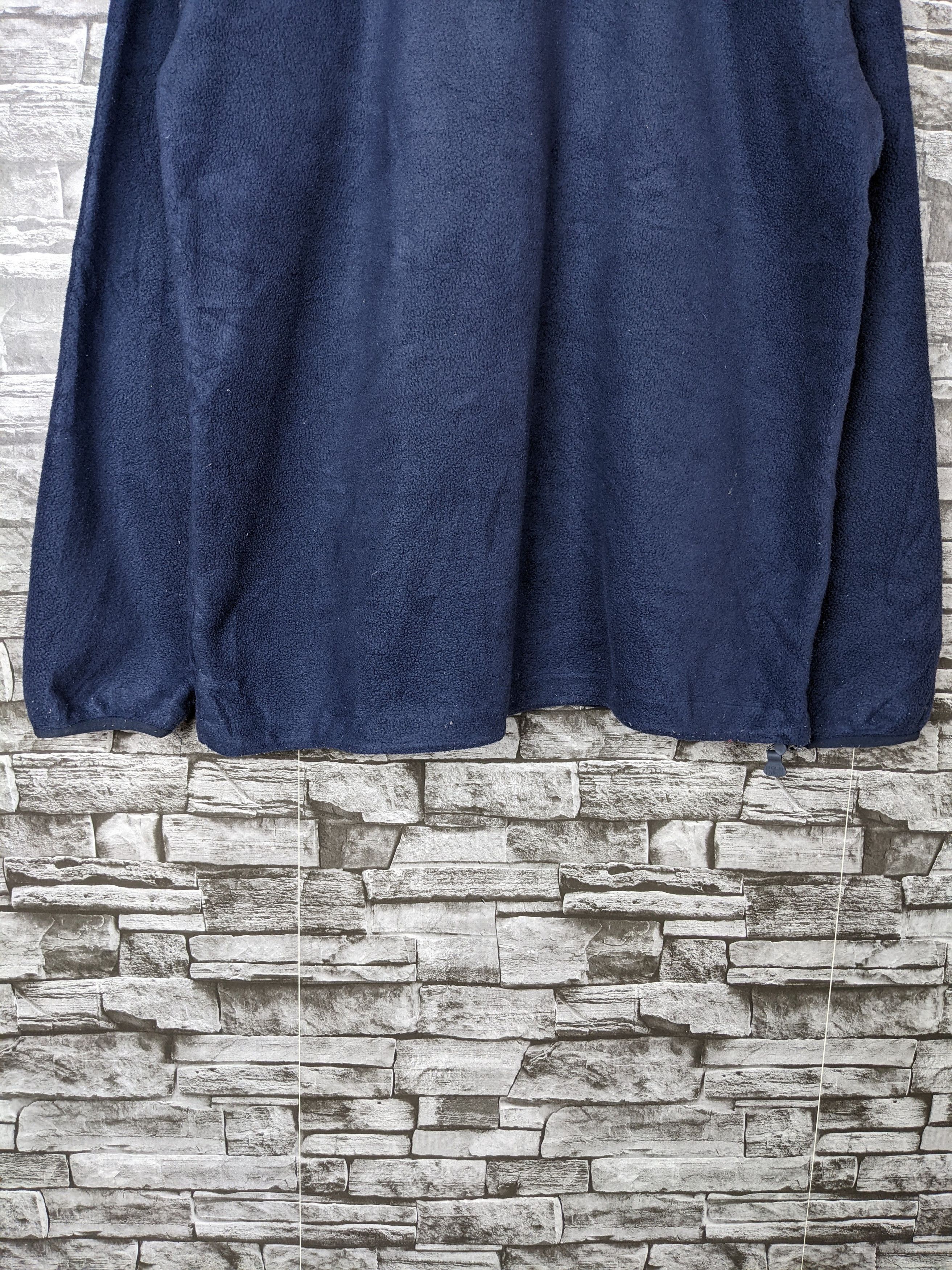 Helly Hansen Vintage Helly Hansen Plain Fleece Light Jacket Sweater Size US L / EU 52-54 / 3 - 5 Thumbnail