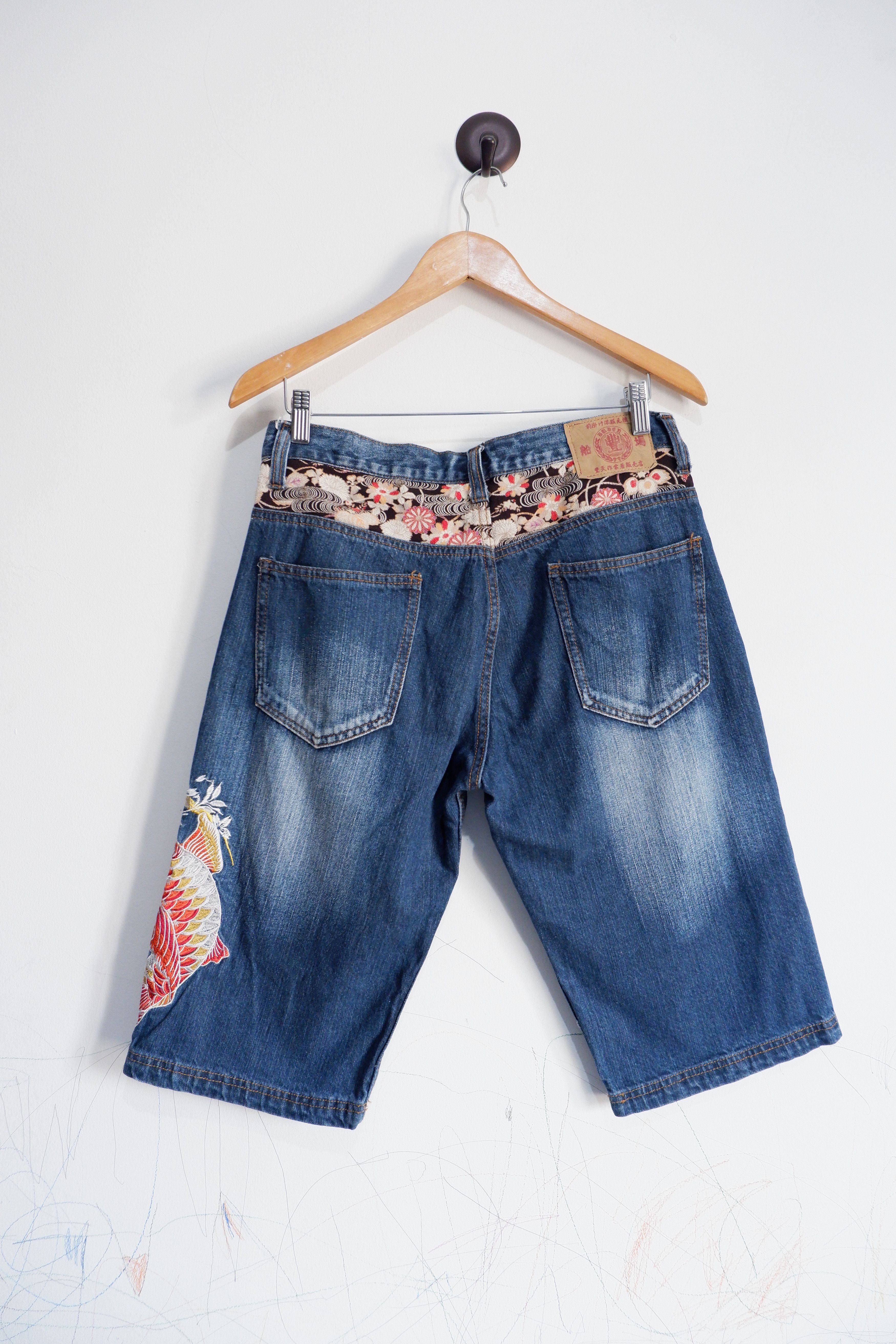 Japanese Brand Vintage Y2K Kara Kuri Embroidered Denim Shorts Size US 30 / EU 46 - 2 Thumbnail