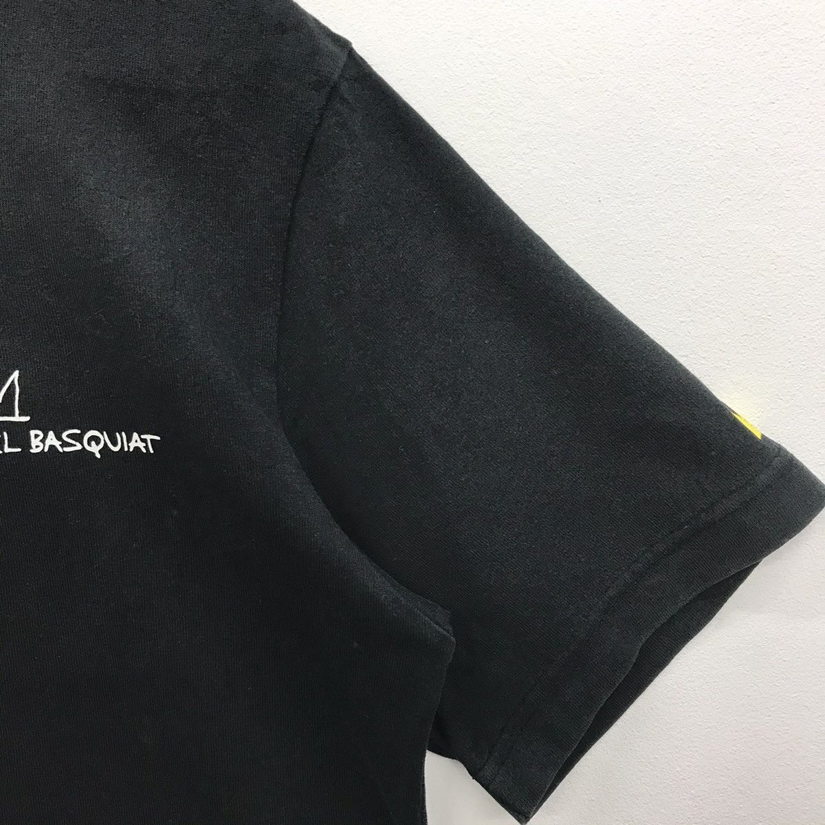 Jean-Michel Basquiat × Uniqlo Rare!! Uniqlo X Art Jean Michel Basquiat Tee Size US S / EU 44-46 / 1 - 5 Thumbnail