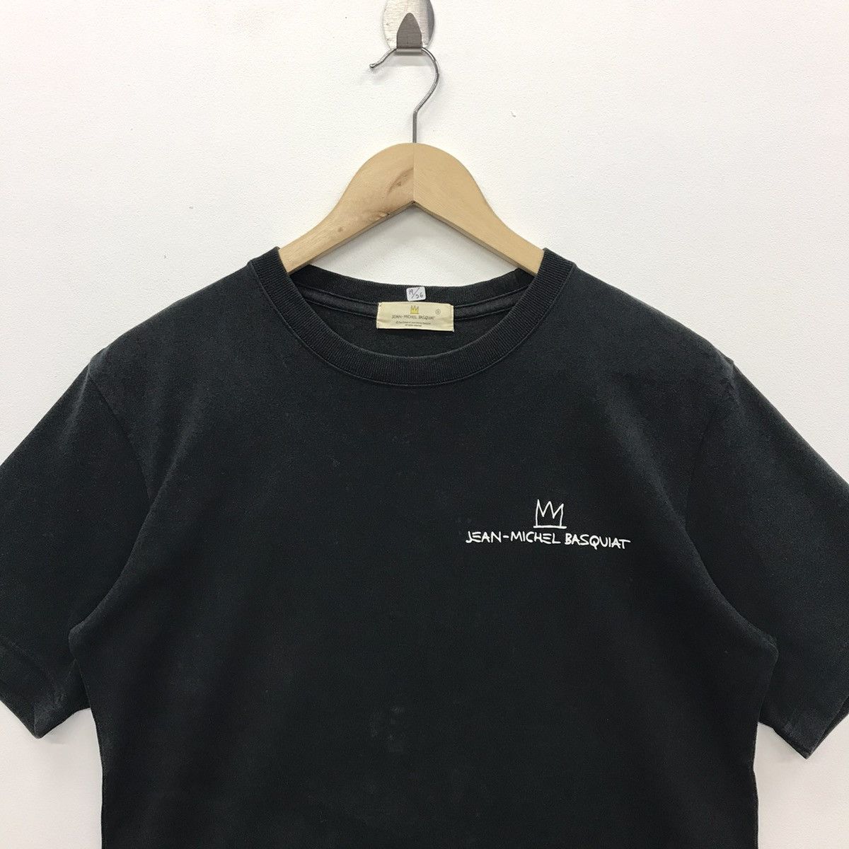 Jean-Michel Basquiat × Uniqlo Rare!! Uniqlo X Art Jean Michel Basquiat Tee Size US S / EU 44-46 / 1 - 3 Thumbnail