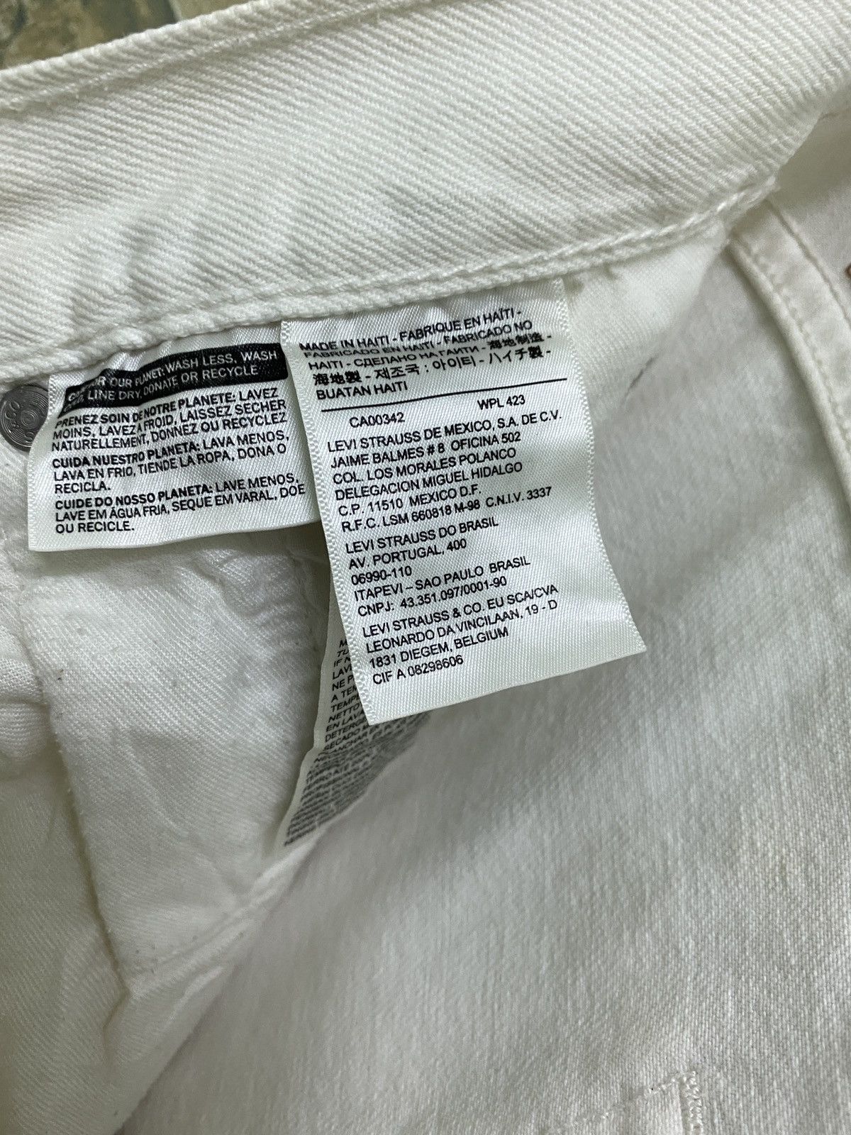 Levi's Vintage 2000s Levi's 501 White Denim Jeans Size US 30 / EU 46 - 19 Thumbnail