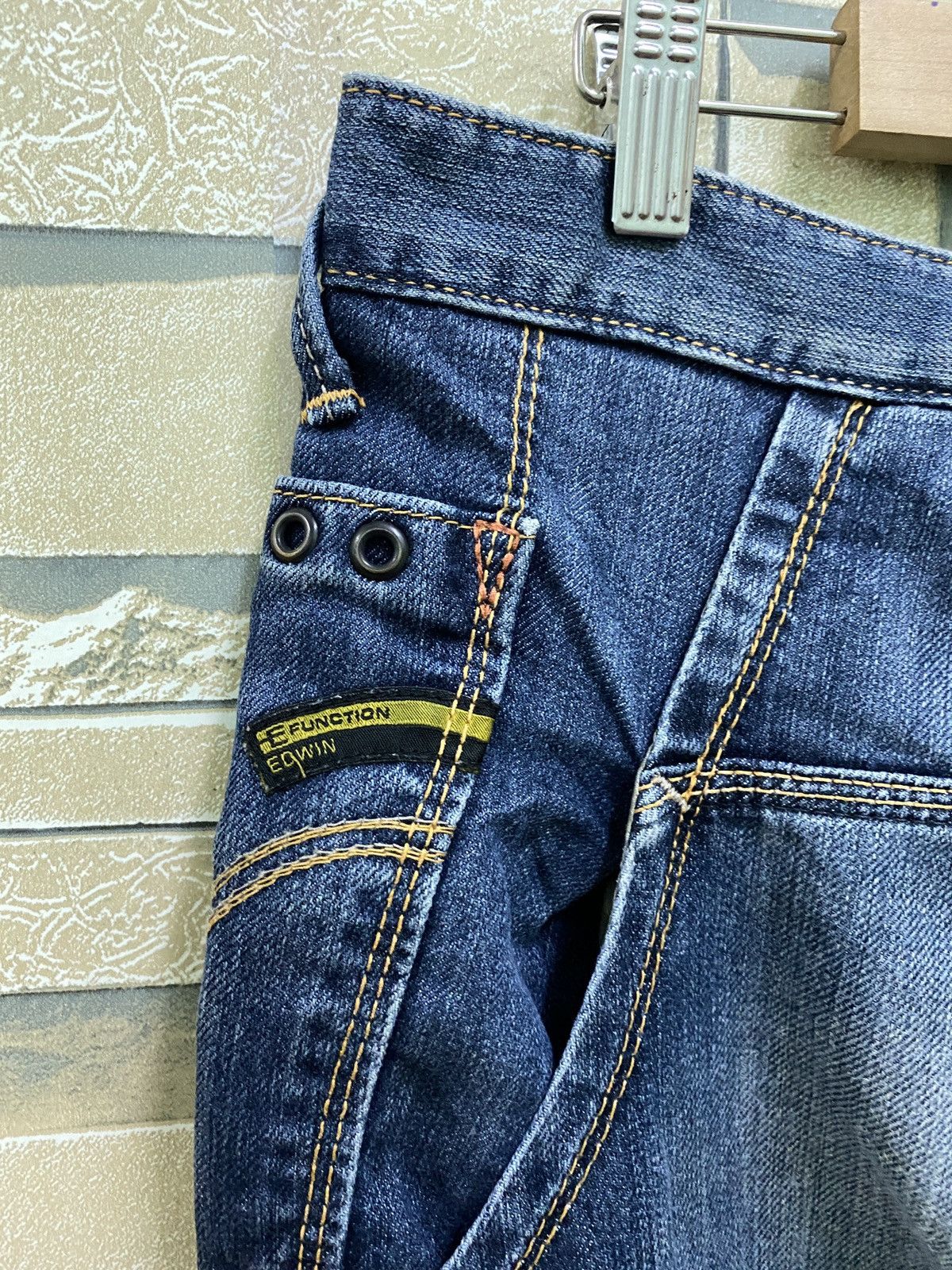 Edwin × Japanese Brand × Vintage Vintage EDWIN 504 Twisted Leg Zipper Denim Size US 31 - 14 Thumbnail