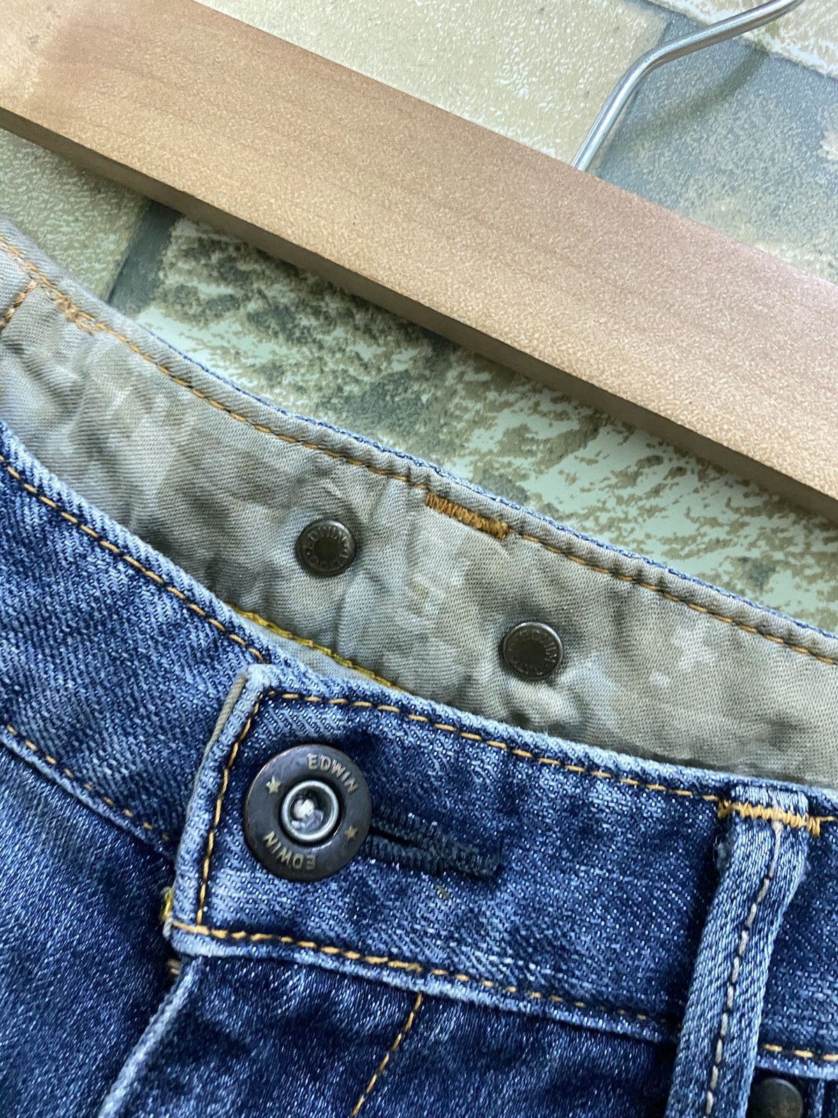 Edwin × Japanese Brand × Vintage Vintage EDWIN 504 Twisted Leg Zipper Denim Size US 31 - 9 Thumbnail