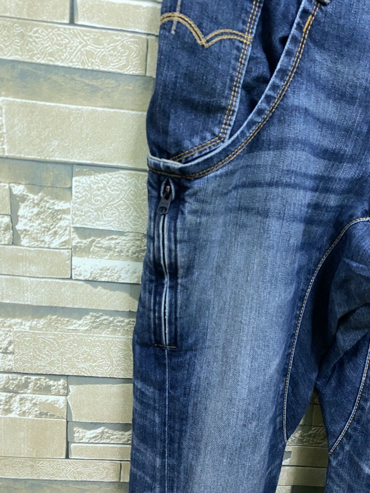 Edwin × Japanese Brand × Vintage Vintage EDWIN 504 Twisted Leg Zipper Denim Size US 31 - 7 Thumbnail