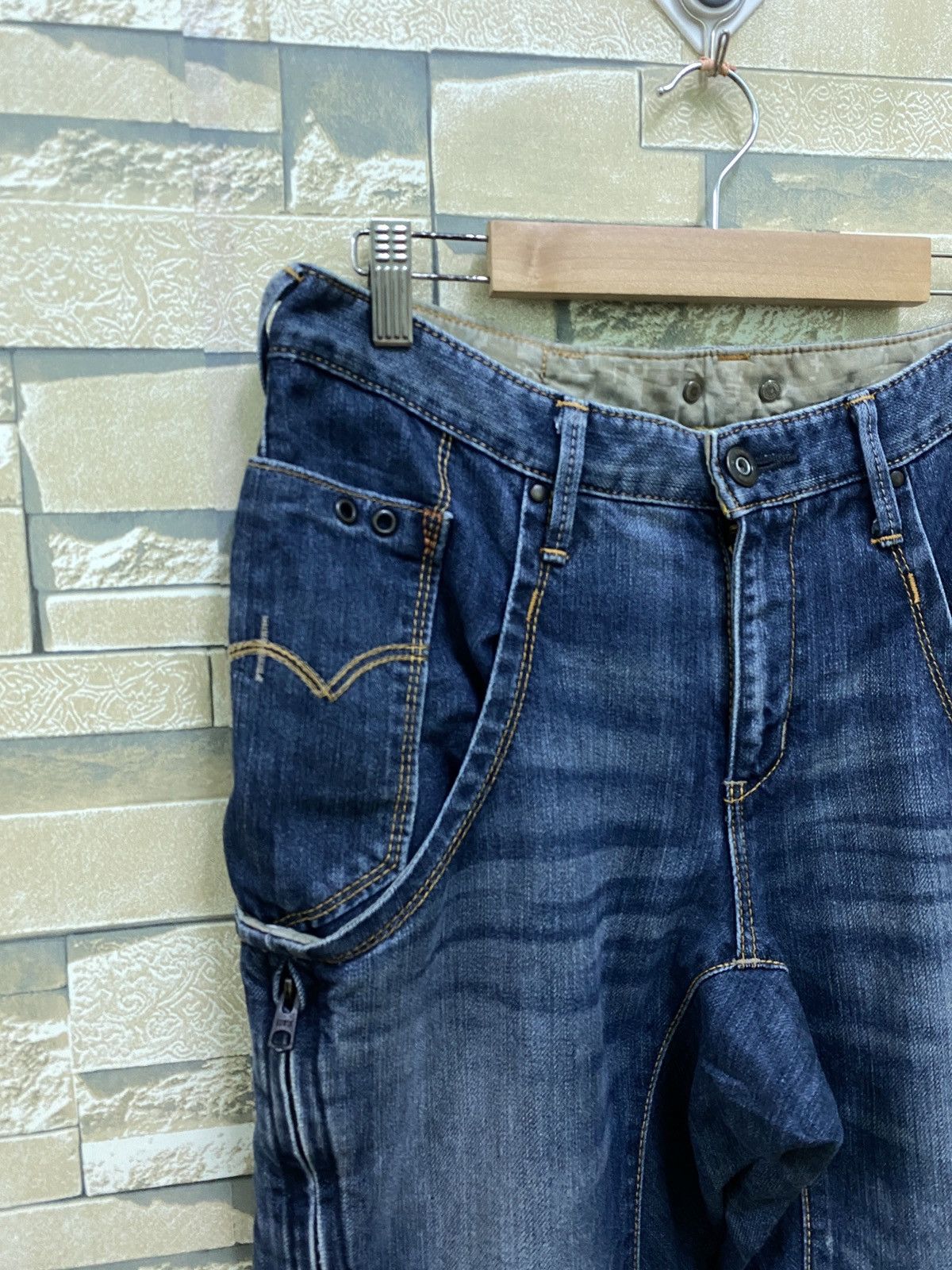 Edwin × Japanese Brand × Vintage Vintage EDWIN 504 Twisted Leg Zipper Denim Size US 31 - 4 Thumbnail