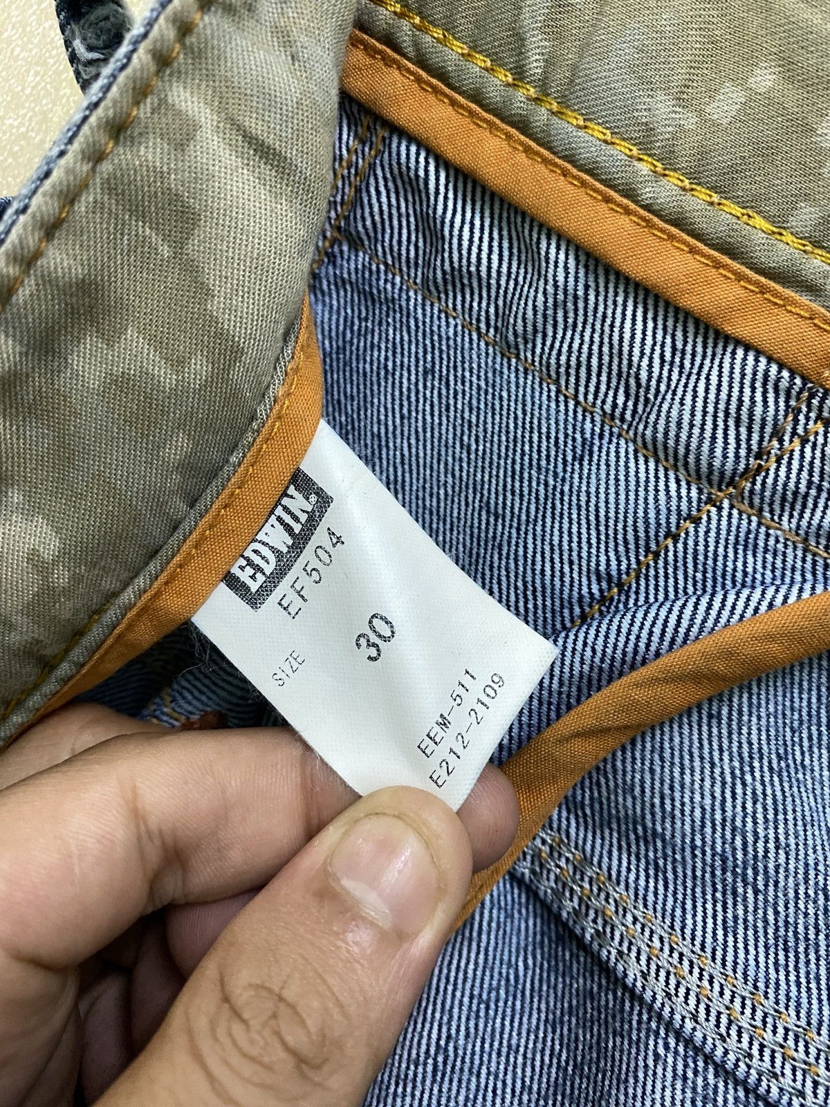 Edwin × Japanese Brand × Vintage Vintage EDWIN 504 Twisted Leg Zipper Denim Size US 31 - 18 Thumbnail