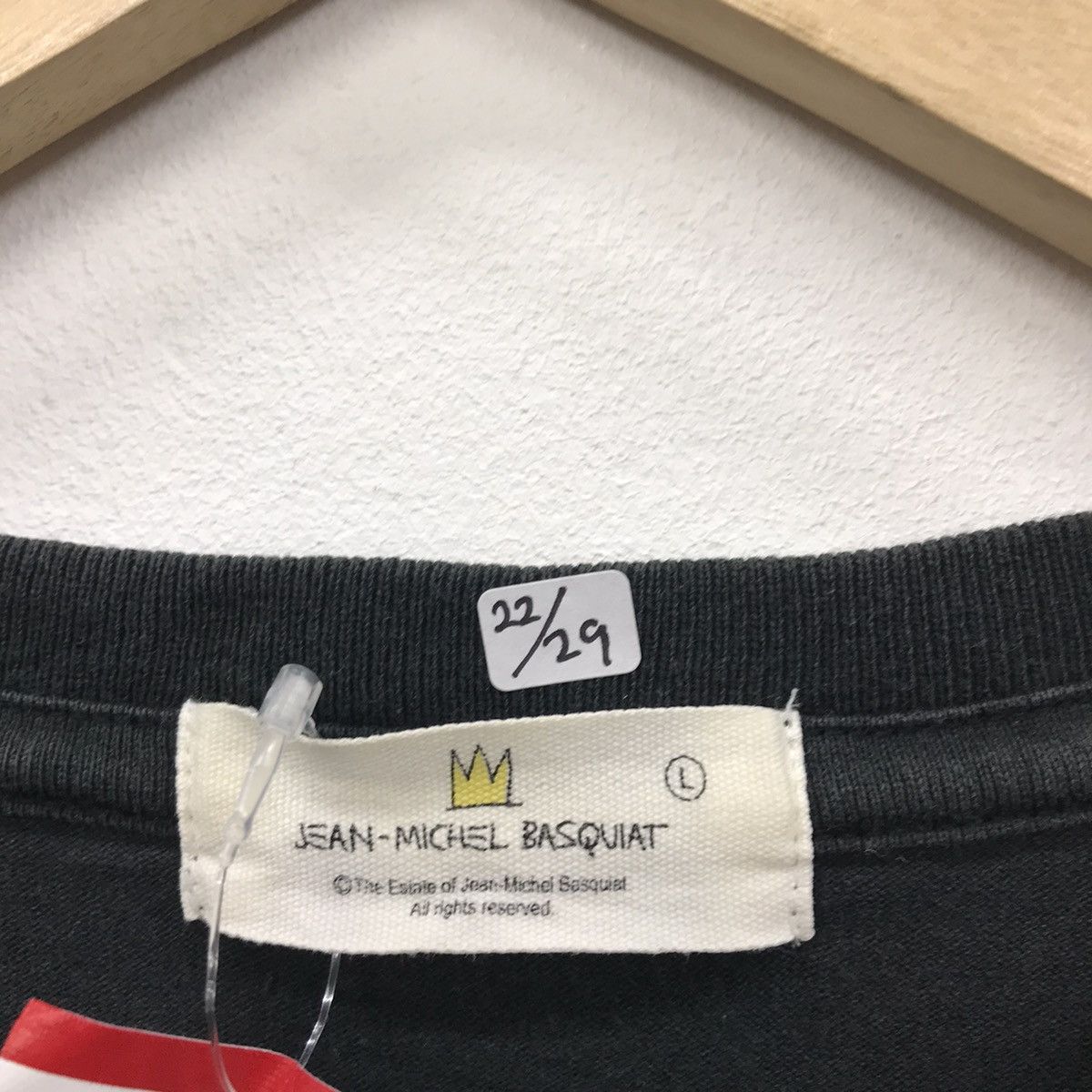 Jean-Michel Basquiat × Uniqlo Rare!! Uniqlo X Art Jean Michel Basquiat Tee Size US L / EU 52-54 / 3 - 12 Thumbnail