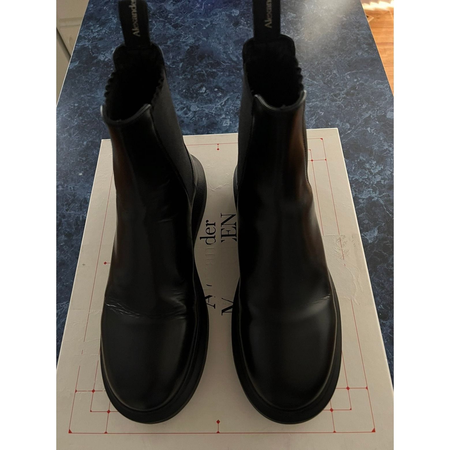 Pre-owned Alexander Mcqueen Platform Leather Chelsea Boots In Black