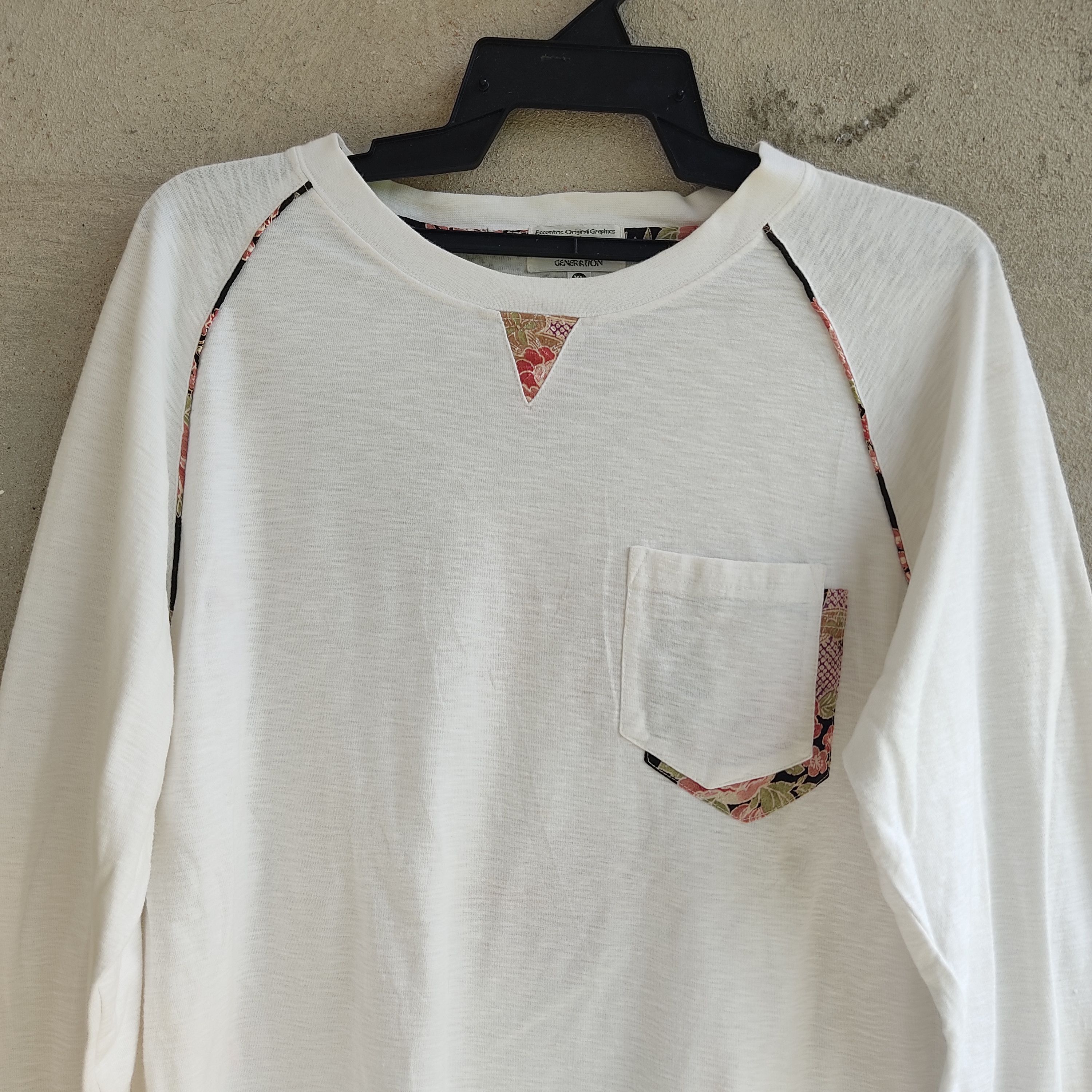 Japanese Brand Kara Kuri Gold Fish Embroidery Sukajan Long Sleeve Tshirt Size US M / EU 48-50 / 2 - 13 Thumbnail