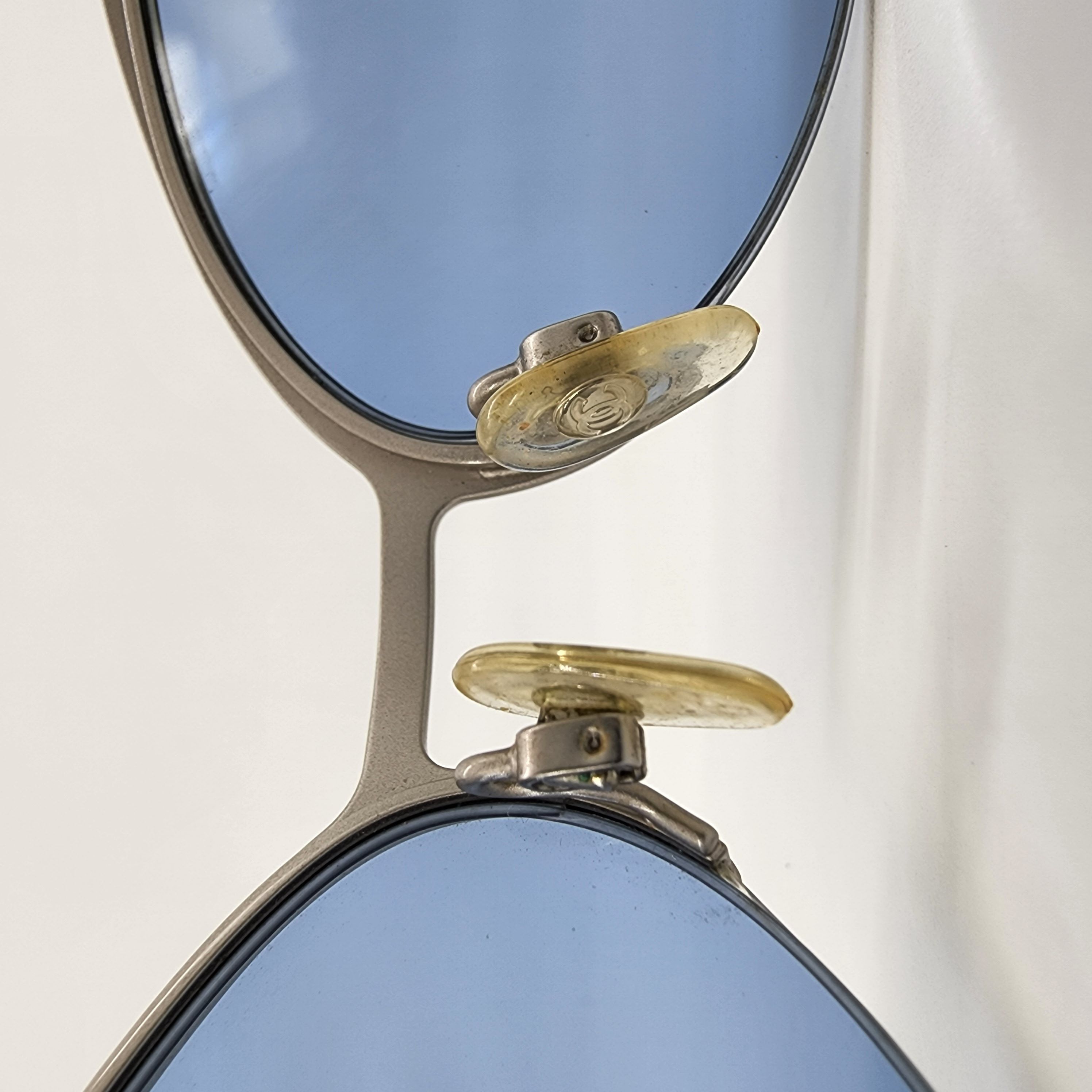 Chanel Chanel - SS00 - 4001 Futuristic Sunglasses Size ONE SIZE - 10 Thumbnail