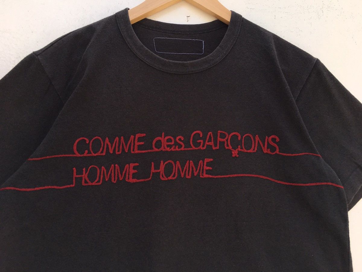 Comme des Garcons AD1999 Comme Des Garcons Homme Big Threaded Spellout Tshirt Size US S / EU 44-46 / 1 - 8 Thumbnail