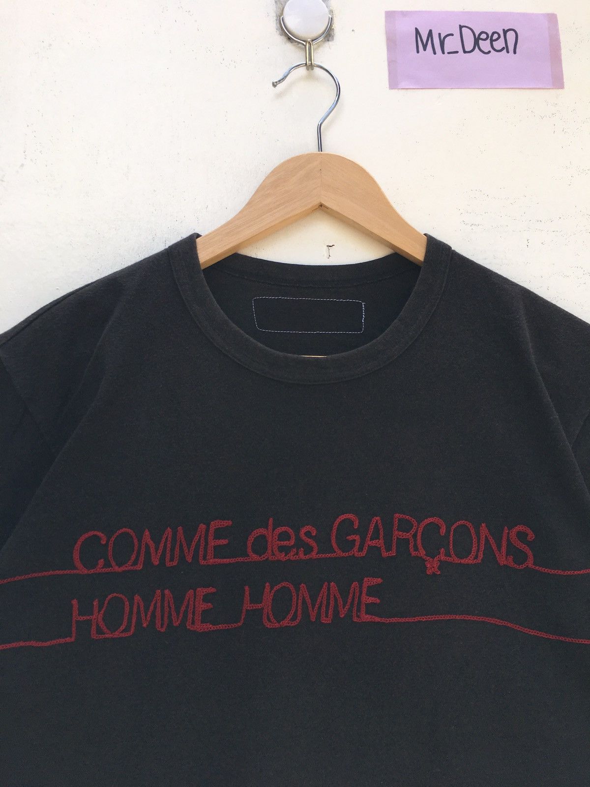 Comme des Garcons AD1999 Comme Des Garcons Homme Big Threaded Spellout Tshirt Size US S / EU 44-46 / 1 - 7 Thumbnail