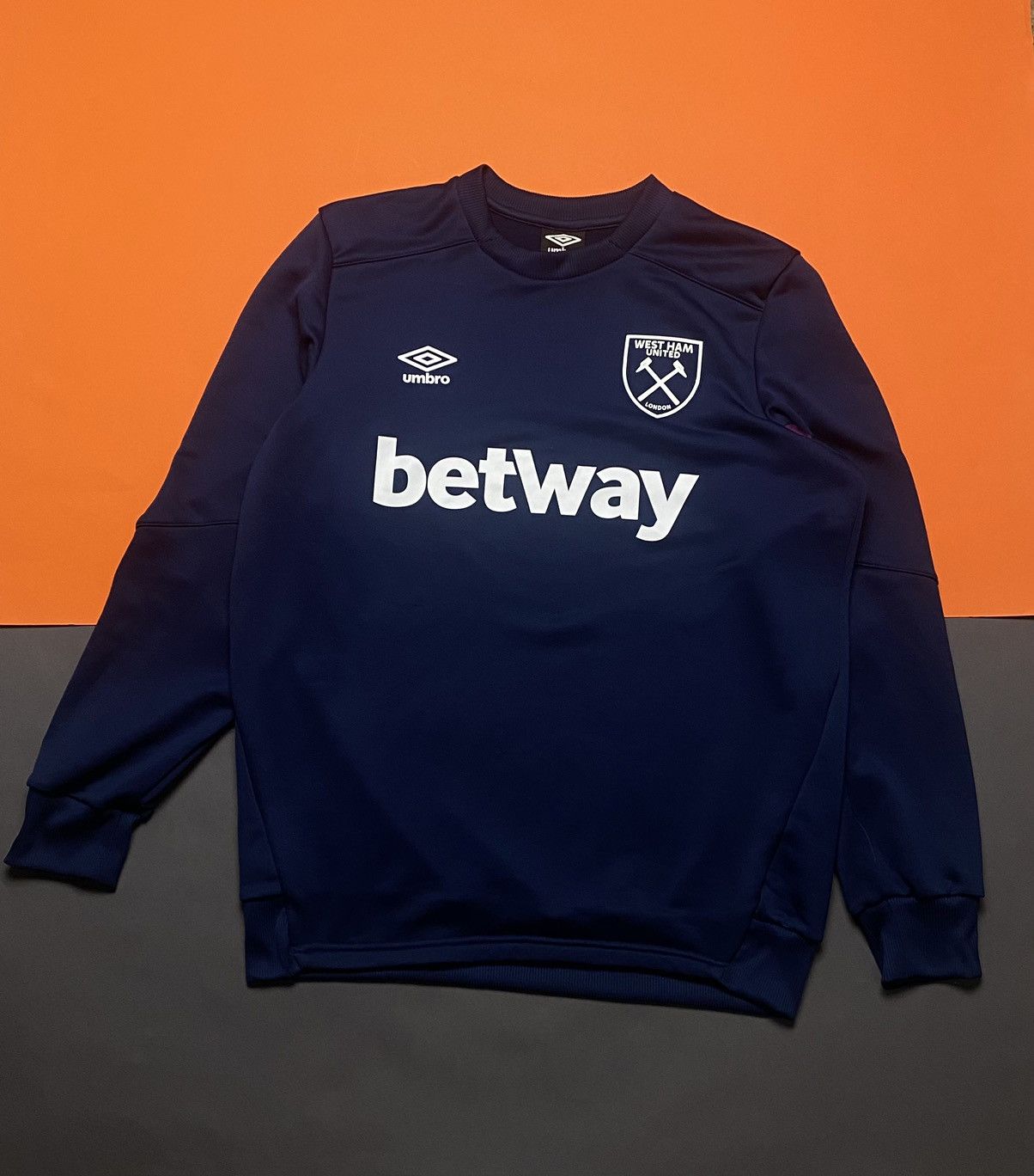 Umbro Wast Ham United FC Umbro sweatshirt Size US L / EU 52-54 / 3 - 1 Thumbnail