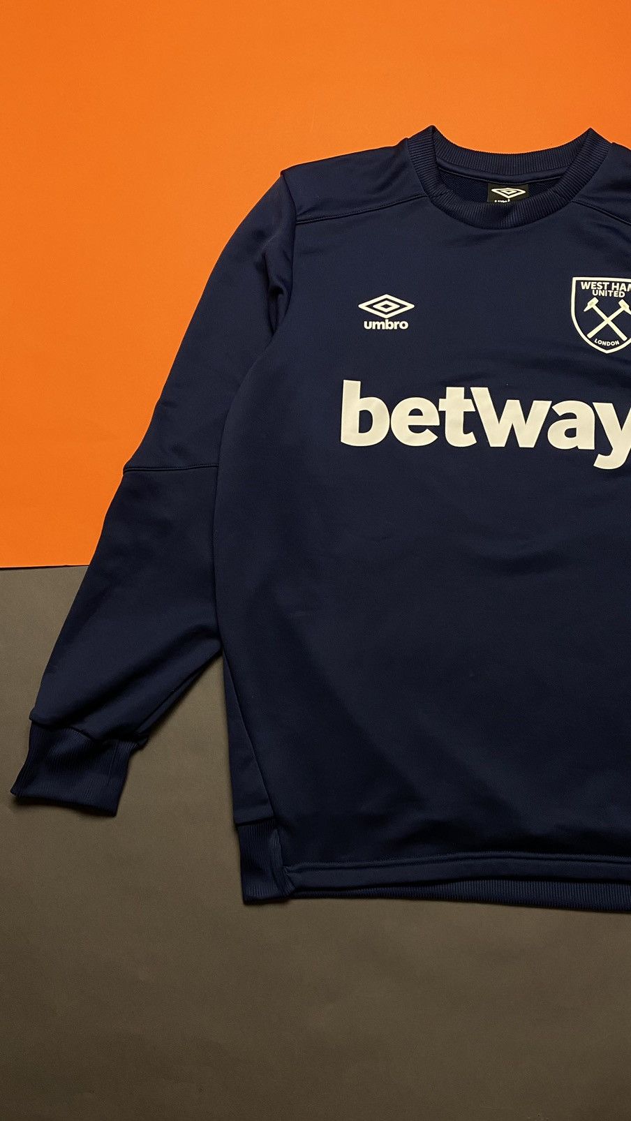 Umbro Wast Ham United FC Umbro sweatshirt Size US L / EU 52-54 / 3 - 3 Thumbnail