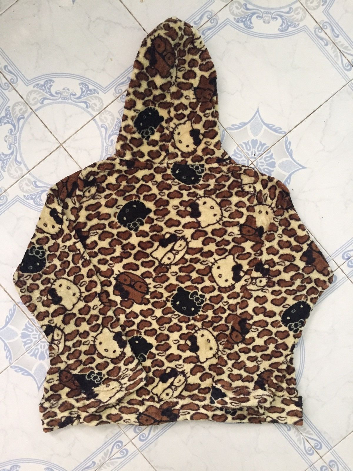 Anime Hello Kitty Fullprint Hoodie Size US L / EU 52-54 / 3 - 7 Thumbnail