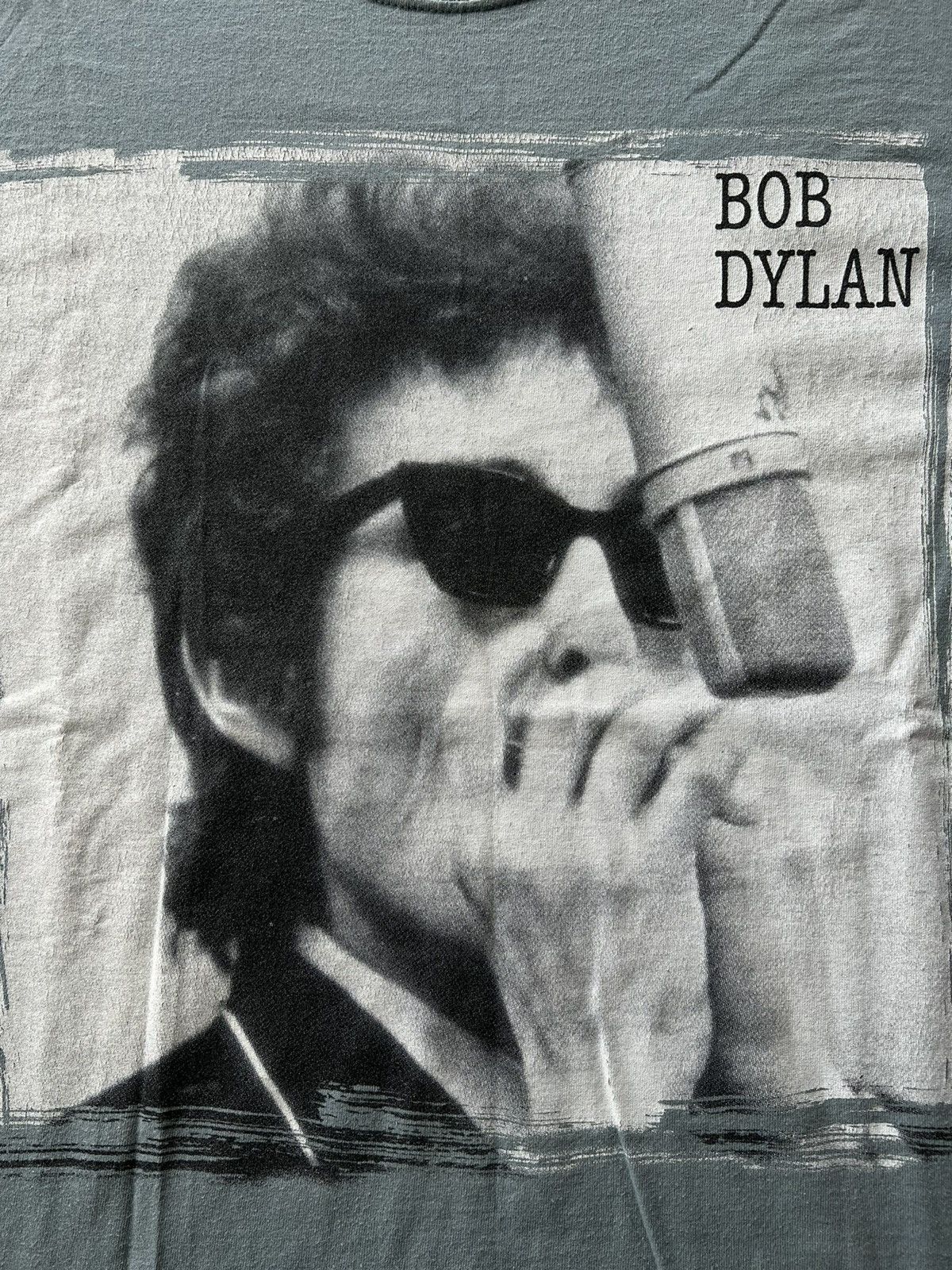 Band Tees Vintage 2001 Bob Dylan European Tour Tee (Elton John) Size US XL / EU 56 / 4 - 4 Thumbnail