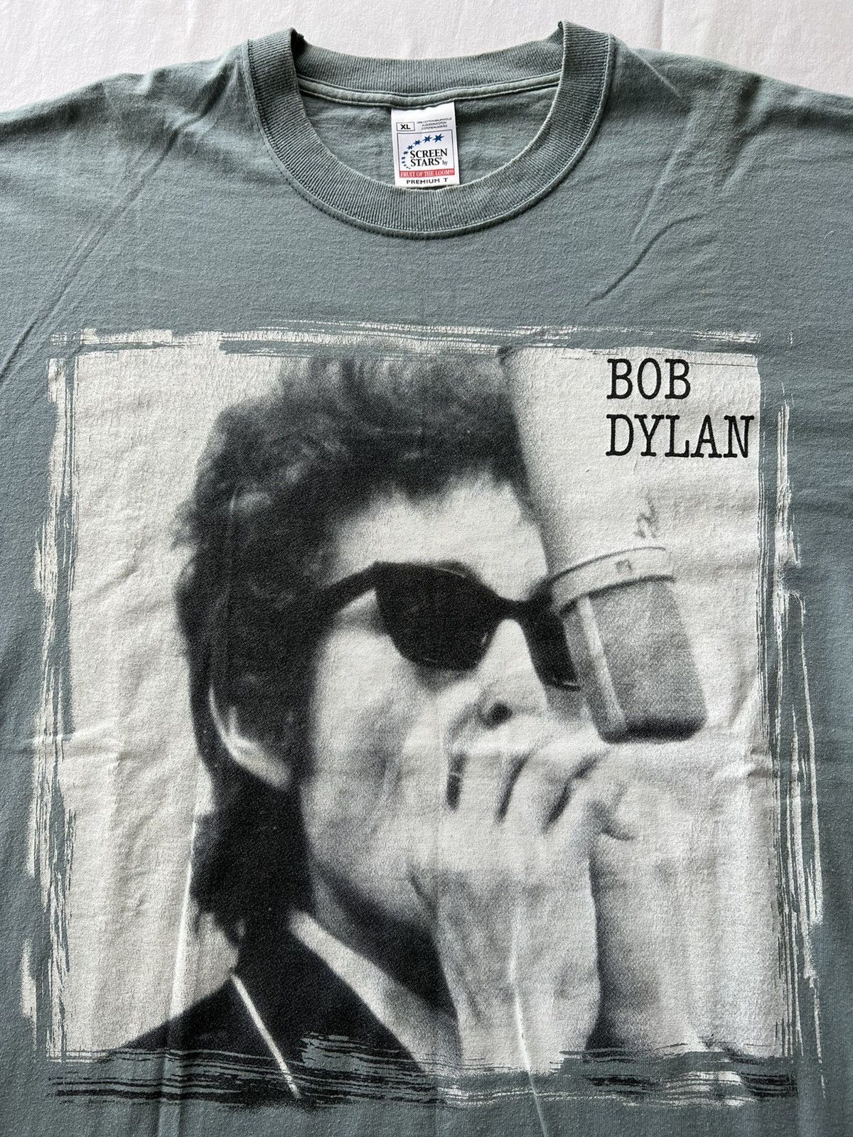 Band Tees Vintage 2001 Bob Dylan European Tour Tee (Elton John) Size US XL / EU 56 / 4 - 3 Thumbnail