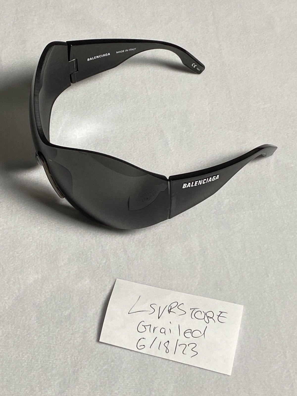Balenciaga Balenciag Mask Butterfly Sunglasses Size ONE SIZE - 4 Thumbnail