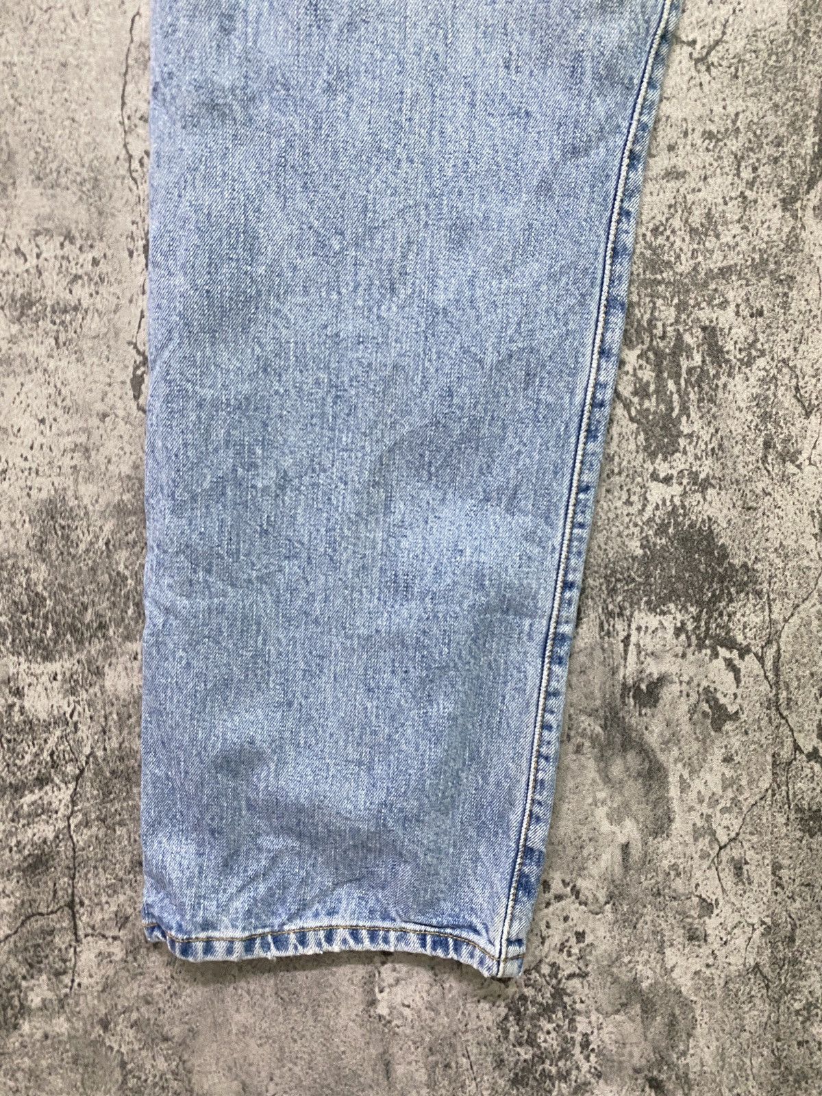 Levi's × Vintage Vintage 90s LEVIS 501 Distressed Jeans - L75 Size US 35 - 17 Thumbnail