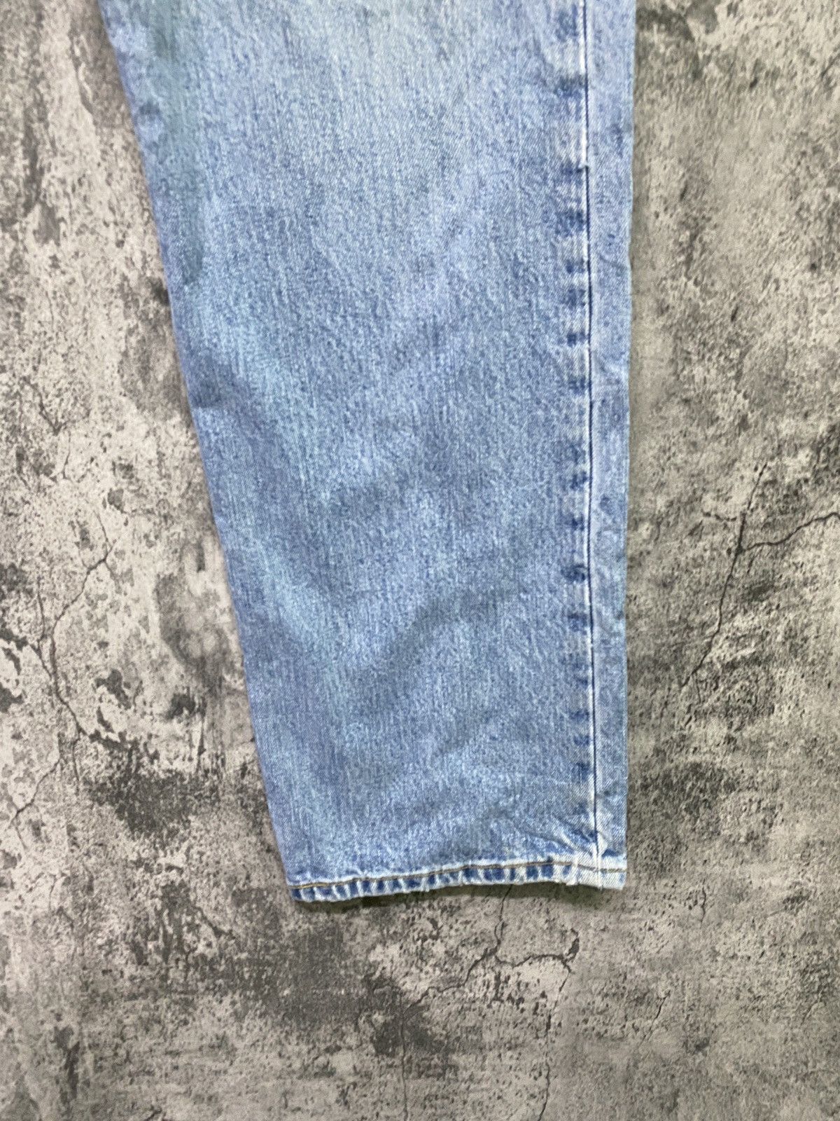 Levi's × Vintage Vintage 90s LEVIS 501 Distressed Jeans - L75 Size US 35 - 9 Thumbnail