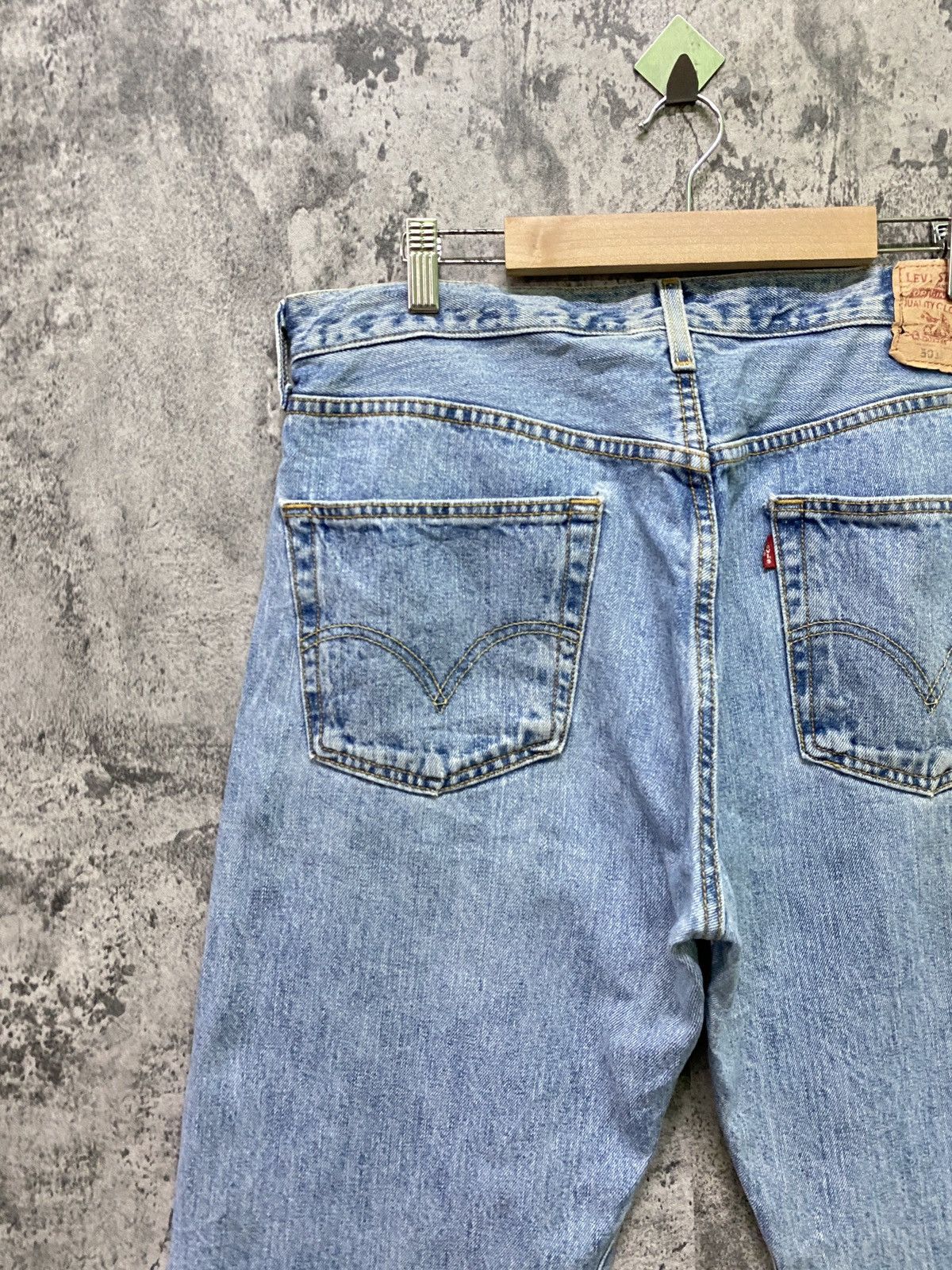 Levi's × Vintage Vintage 90s LEVIS 501 Distressed Jeans - L75 Size US 35 - 12 Thumbnail