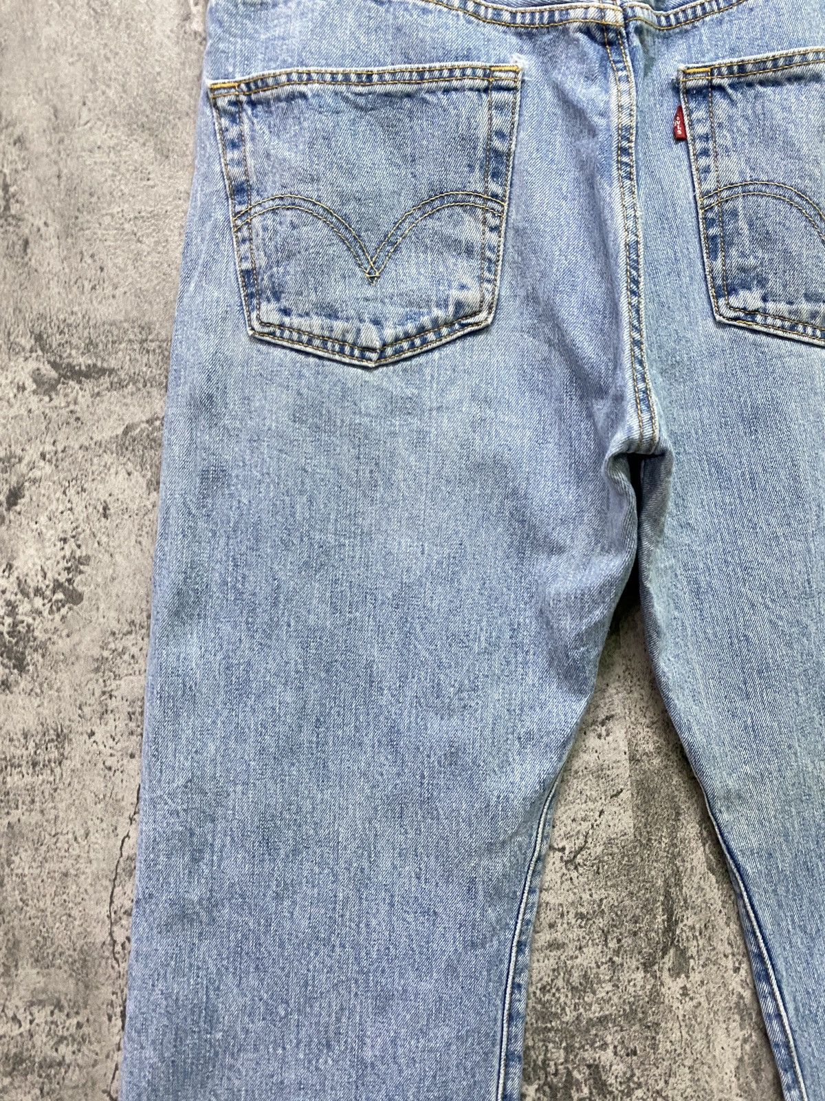 Levi's × Vintage Vintage 90s LEVIS 501 Distressed Jeans - L75 Size US 35 - 16 Thumbnail