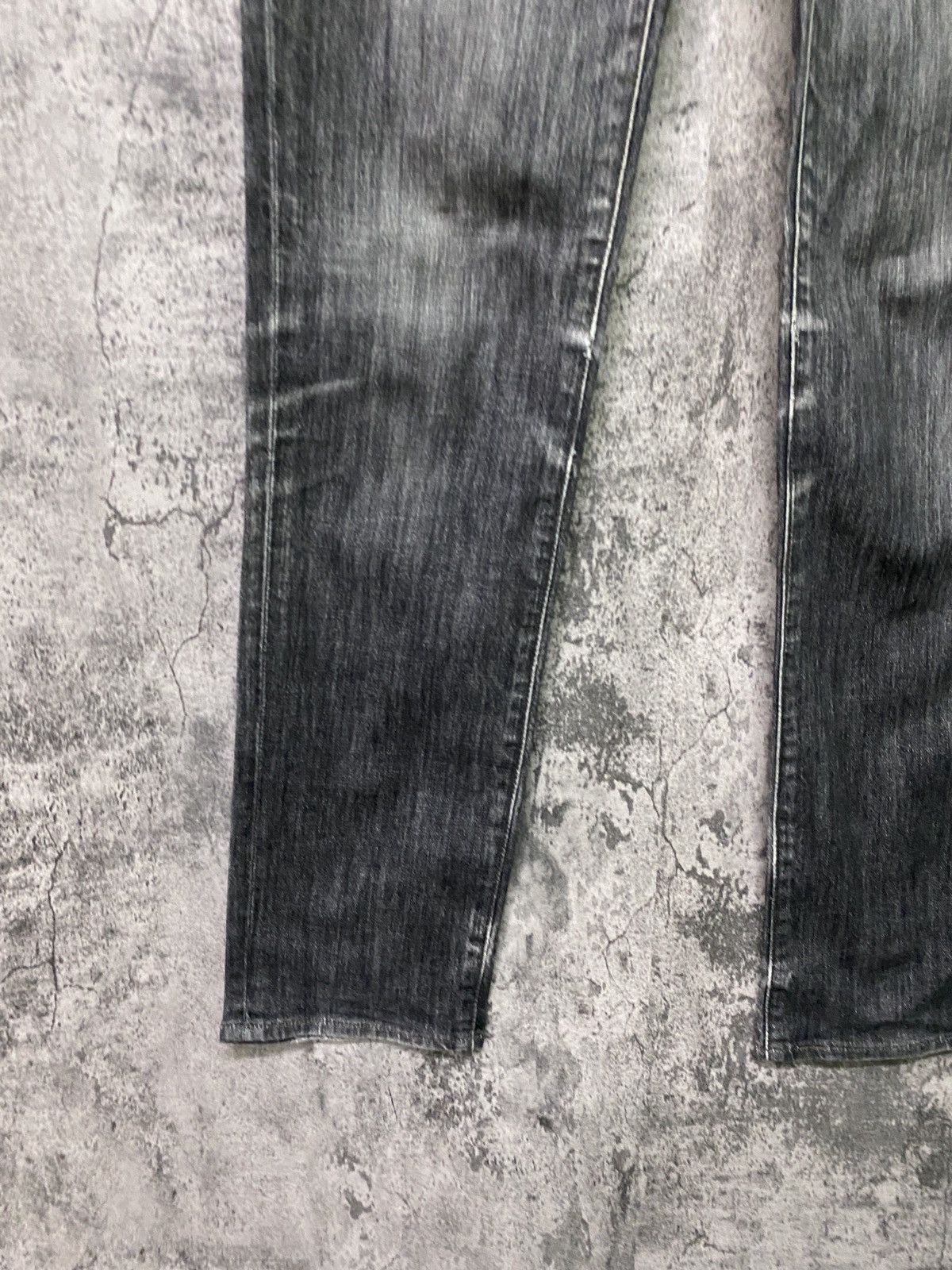 Levi's Vintage 90s 505 Levi's Black Faded Denim Jeans Size US 28 / EU 44 - 9 Thumbnail