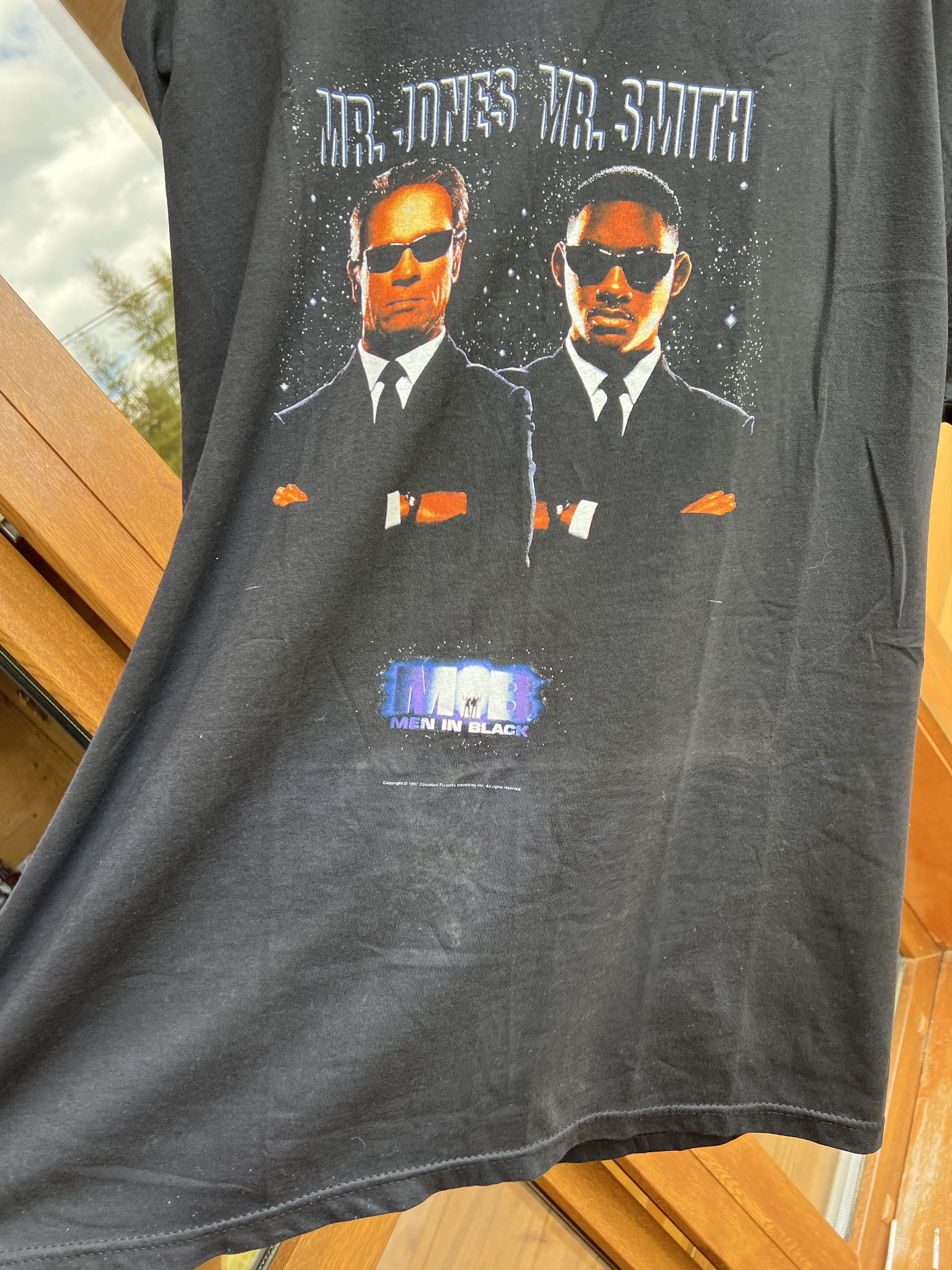 Vintage Vintage 1997 Men in Black movie t-shirt Size US XL / EU 56 / 4 - 10 Thumbnail