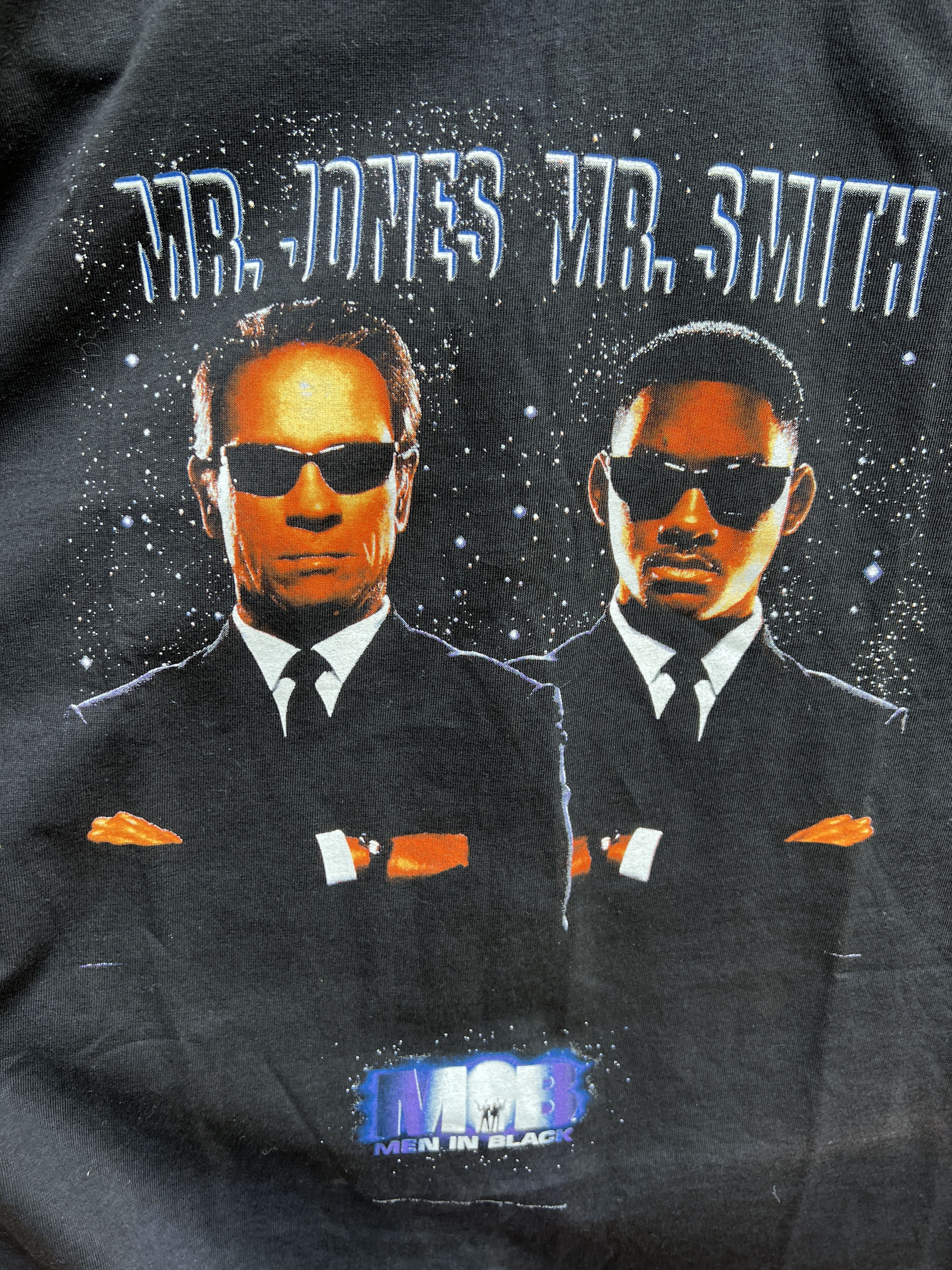 Vintage Vintage 1997 Men in Black movie t-shirt Size US XL / EU 56 / 4 - 8 Thumbnail