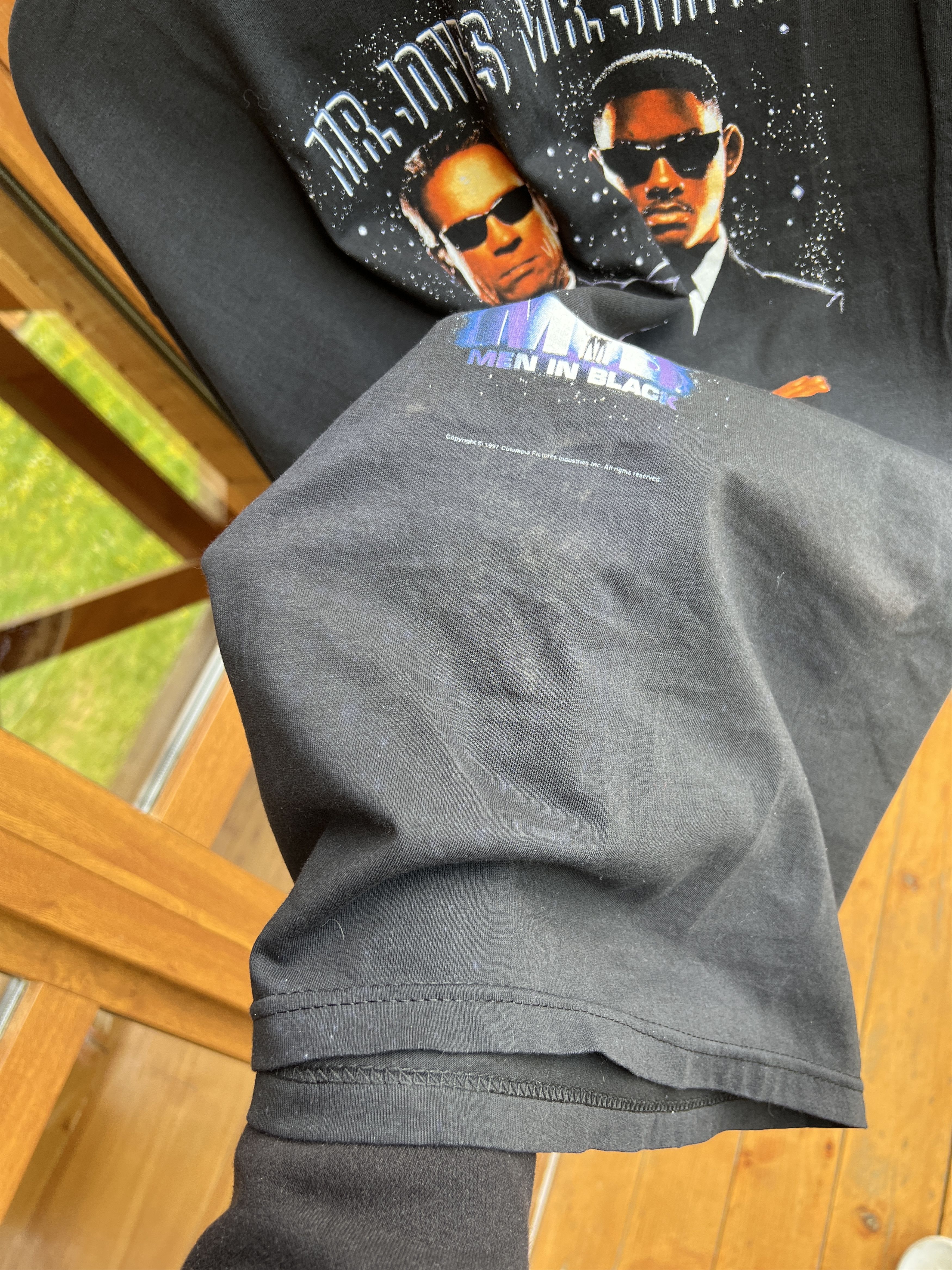 Vintage Vintage 1997 Men in Black movie t-shirt Size US XL / EU 56 / 4 - 12 Thumbnail