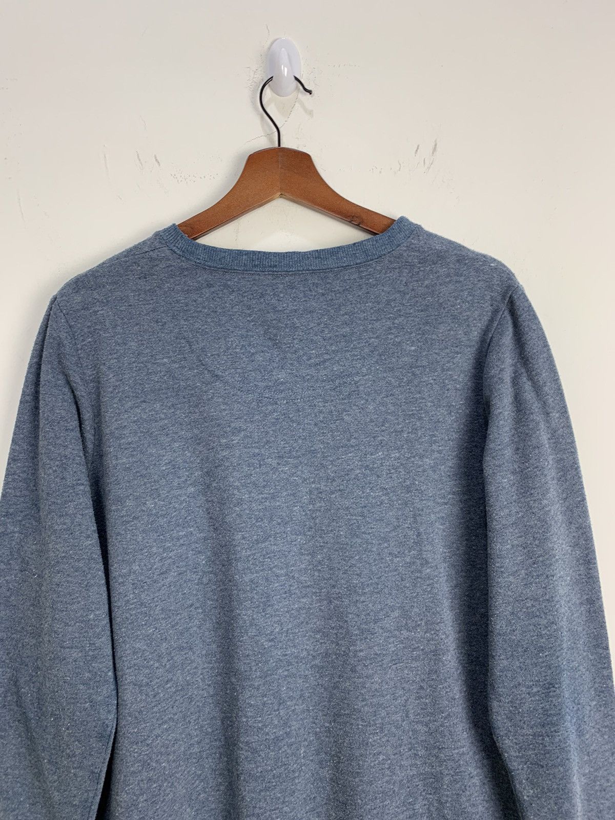 Disney × Japanese Brand × Mickey Mouse DISNEY MICKEY MOUSE MINNIE BigLogo Graphic Print Sweatshirt Size US M / EU 48-50 / 2 - 10 Thumbnail