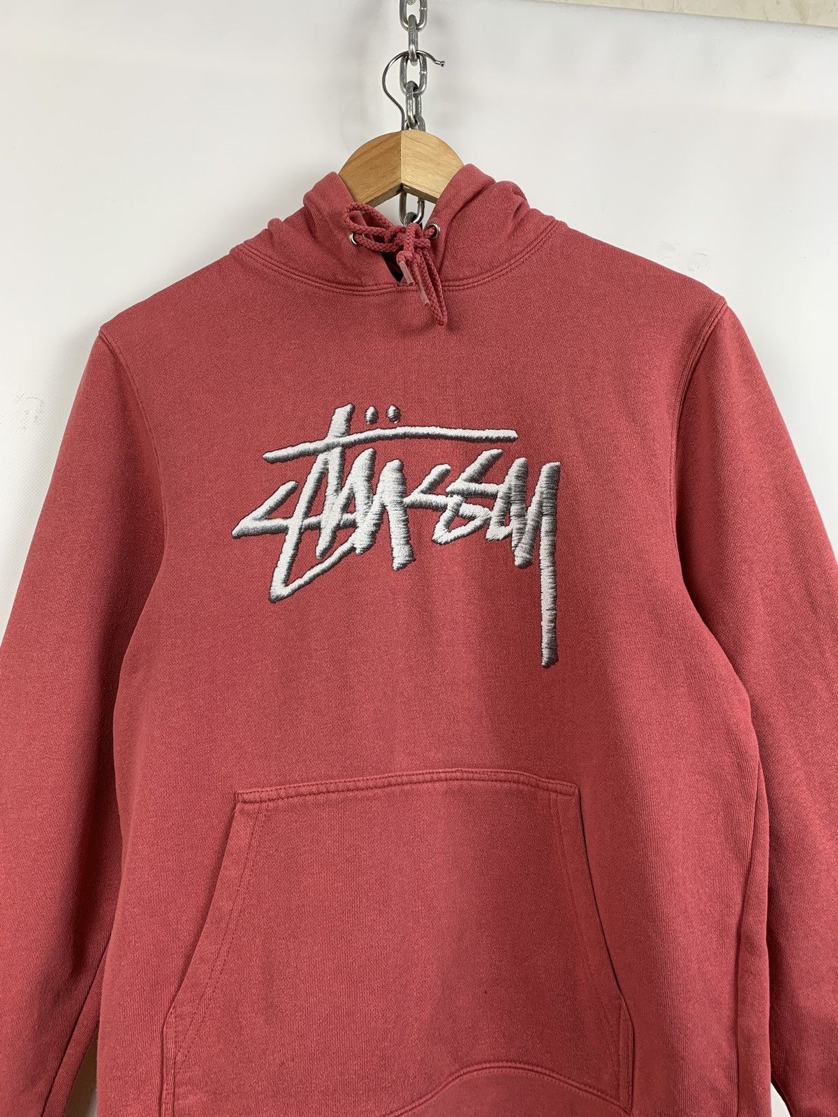 Stussy 00s Vintage Stussy Big Logo Pink Hoodie Size US S / EU 44-46 / 1 - 2 Thumbnail
