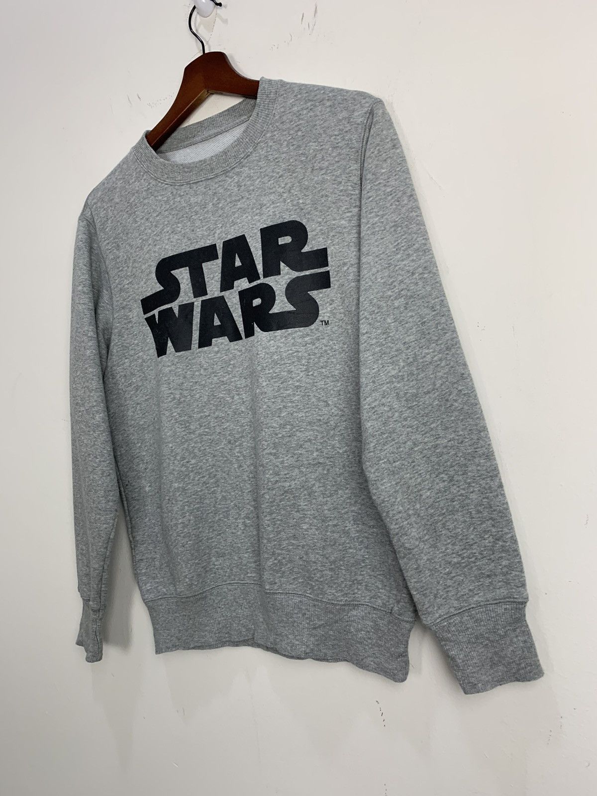 Marvel Comics × Star Wars GU STAR WARS Big Logo Center Movie Pigment Dyed Sweatshirt Size US S / EU 44-46 / 1 - 6 Thumbnail