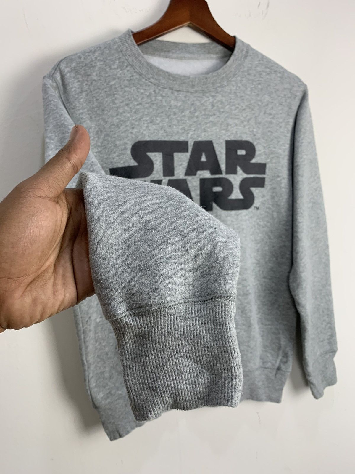 Marvel Comics × Star Wars GU STAR WARS Big Logo Center Movie Pigment Dyed Sweatshirt Size US S / EU 44-46 / 1 - 8 Thumbnail