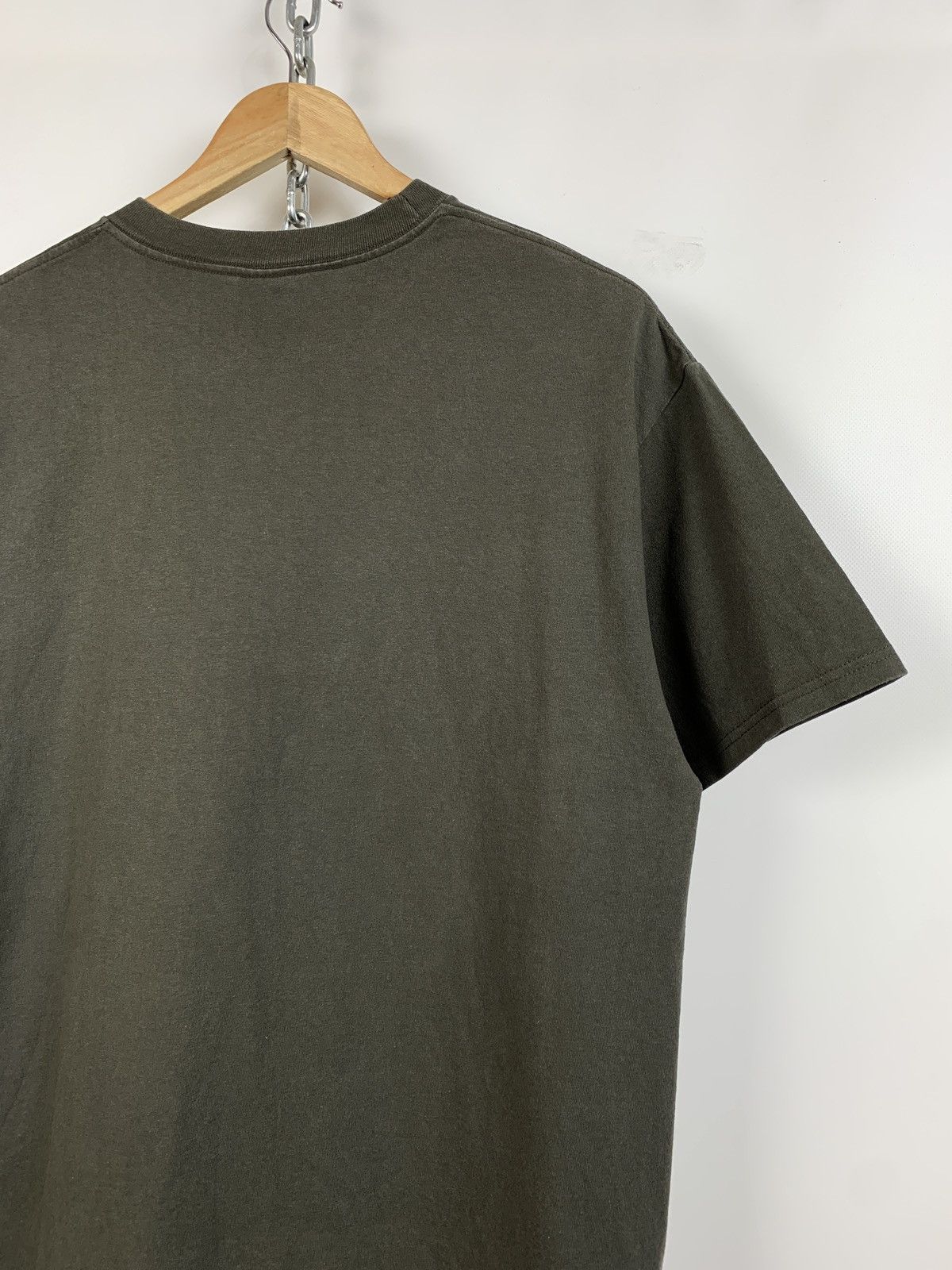 Stussy 00s Vintage Stussy Khaki Big Logo T-Shirt Size US L / EU 52-54 / 3 - 8 Thumbnail