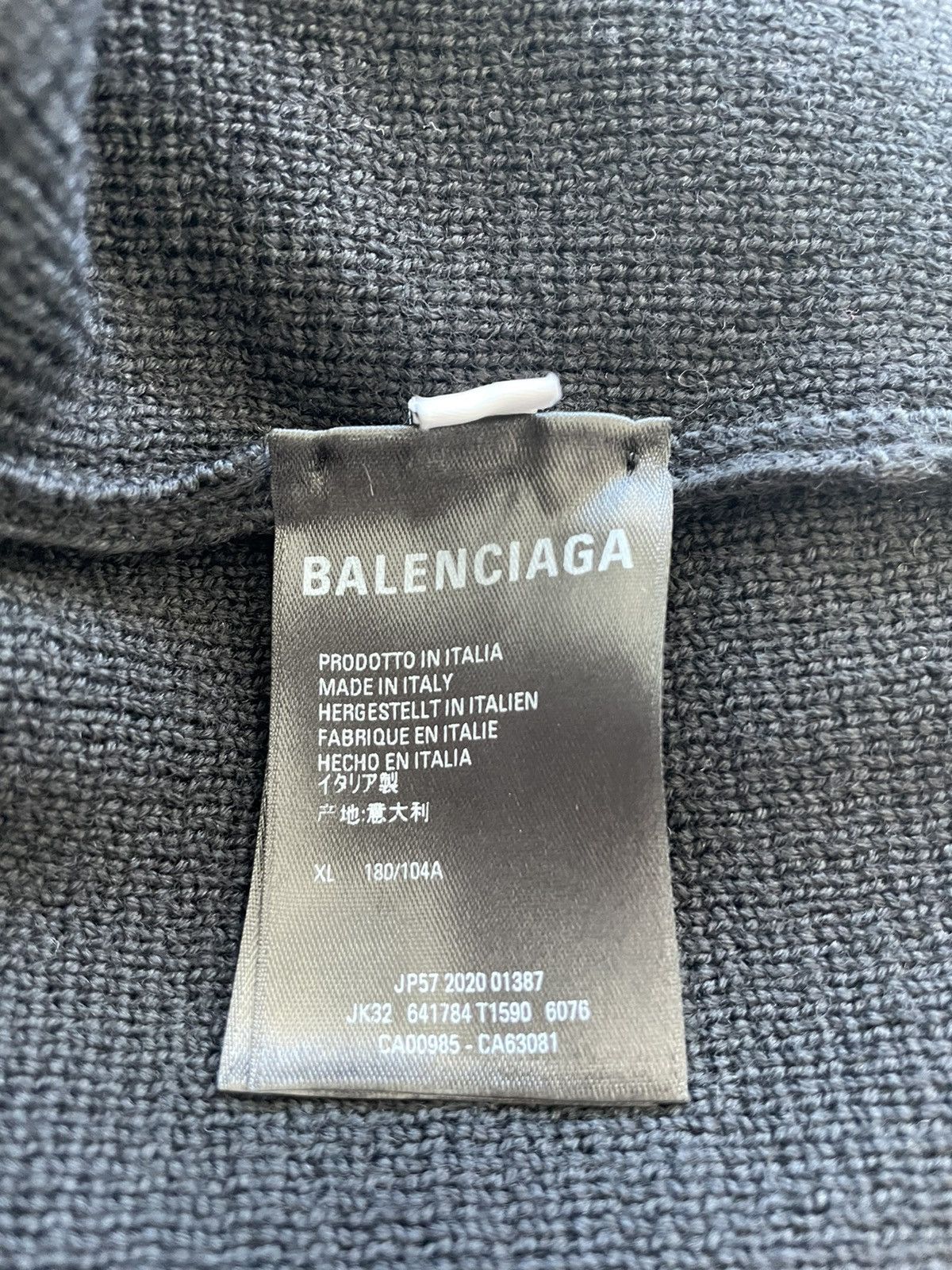 Balenciaga Super Runway Alien 👽 Balenciaga Sweater Brand New Rare Size US XL / EU 56 / 4 - 8 Thumbnail