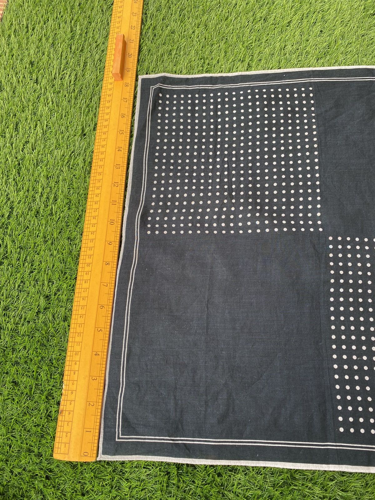 Japanese Brand × Yohji Yamamoto Vintage Ysaccs Handkerchief Size ONE SIZE - 5 Thumbnail