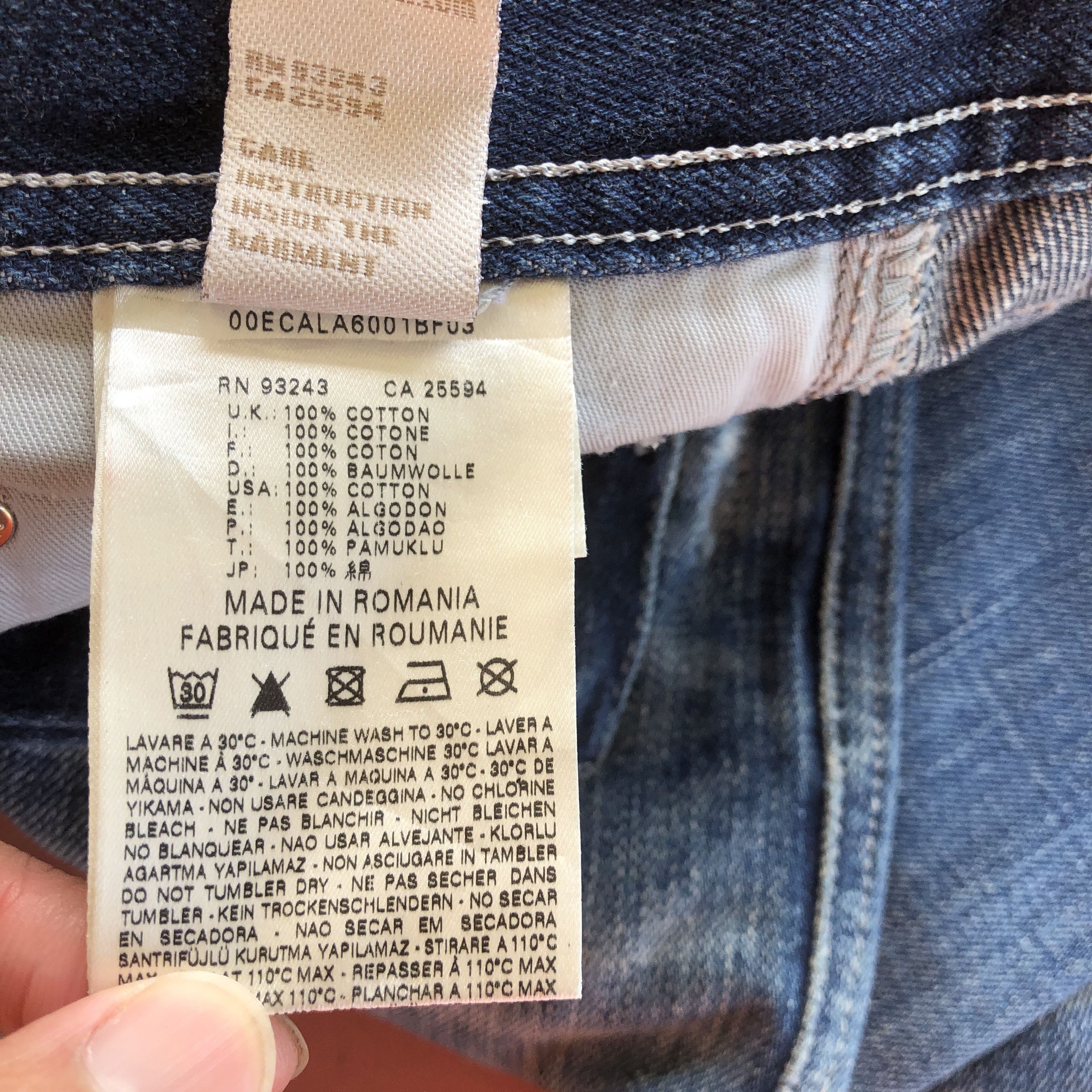 Diesel Vintage Diesel Distressed Faded Jeans Light Wash Denim Size 28" / US 6 / IT 42 - 14 Thumbnail