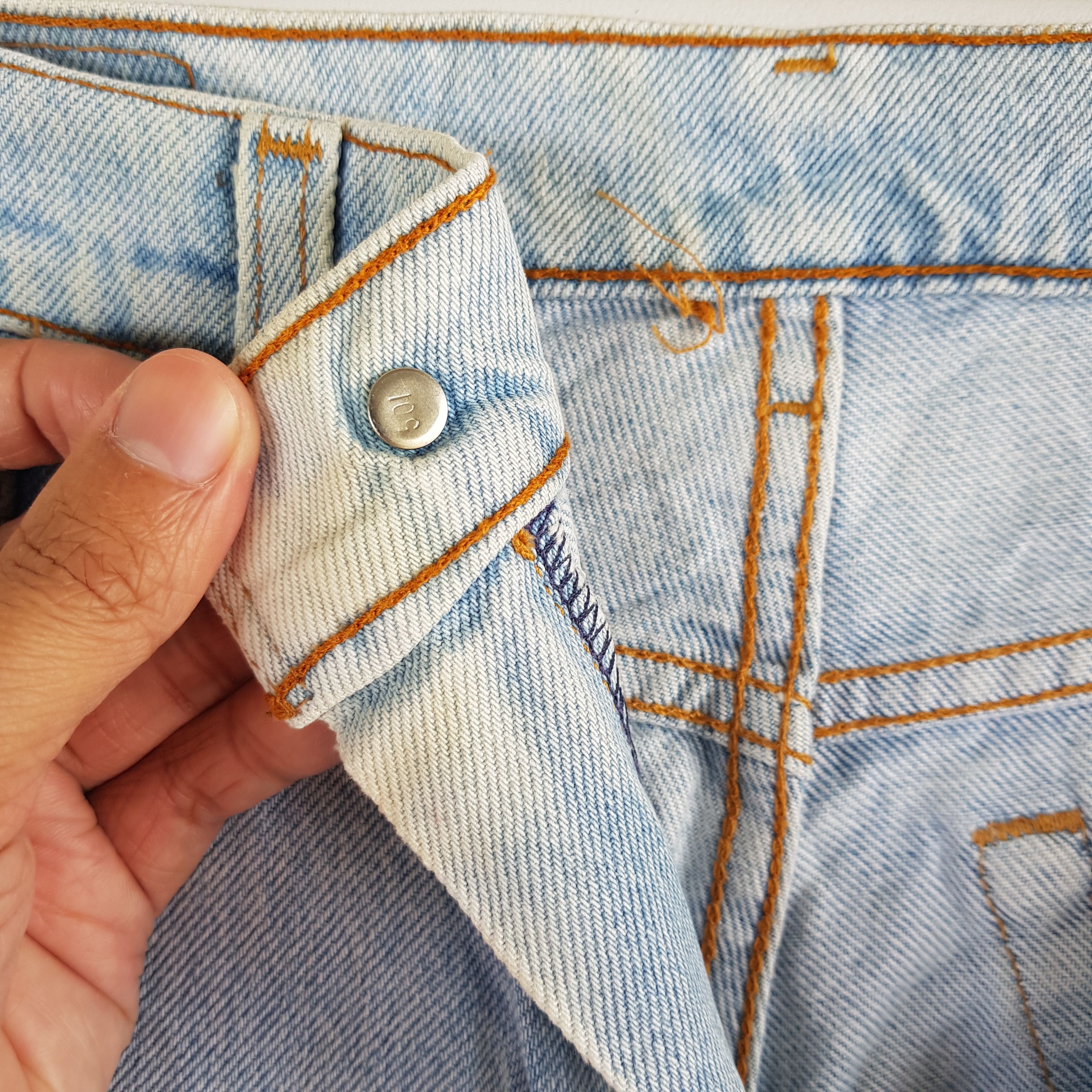 Levi's Vintage Levis Sun Faded Jeans Levi's 610 Light Wash Denim Size US 30 / EU 46 - 8 Thumbnail