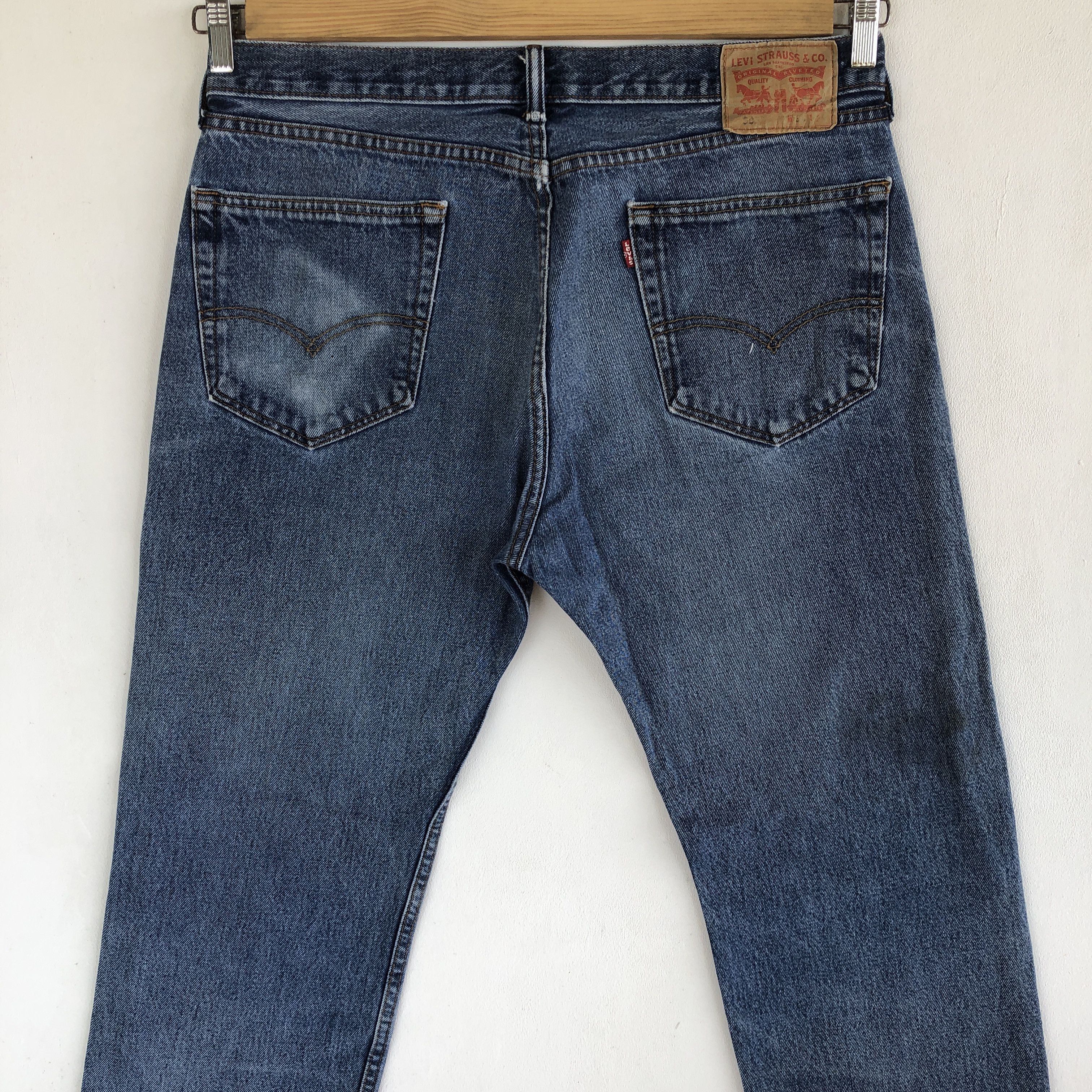 Levi's Vintage Levis 505 Stone Wash Jeans Levi's Sun Faded Denim Size US 34 / EU 50 - 6 Thumbnail