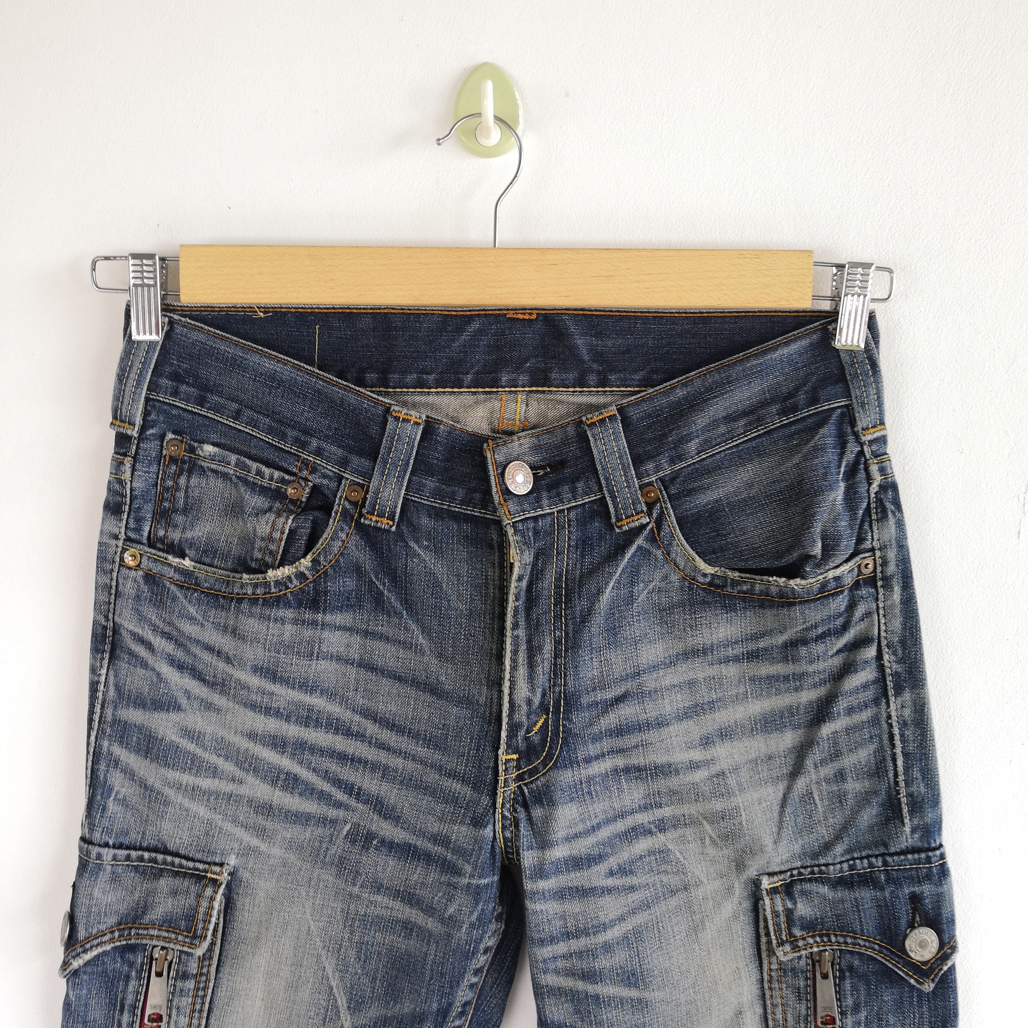 Levi's Vintage Levis Jeans Multi Pocket Cargo Pants Denim Size US 32 / EU 48 - 3 Thumbnail