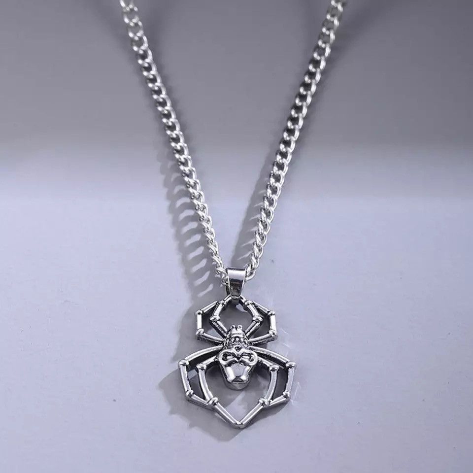 Jewelry Punk Spider Pendant Chain Necklace Size ONE SIZE - 3 Thumbnail