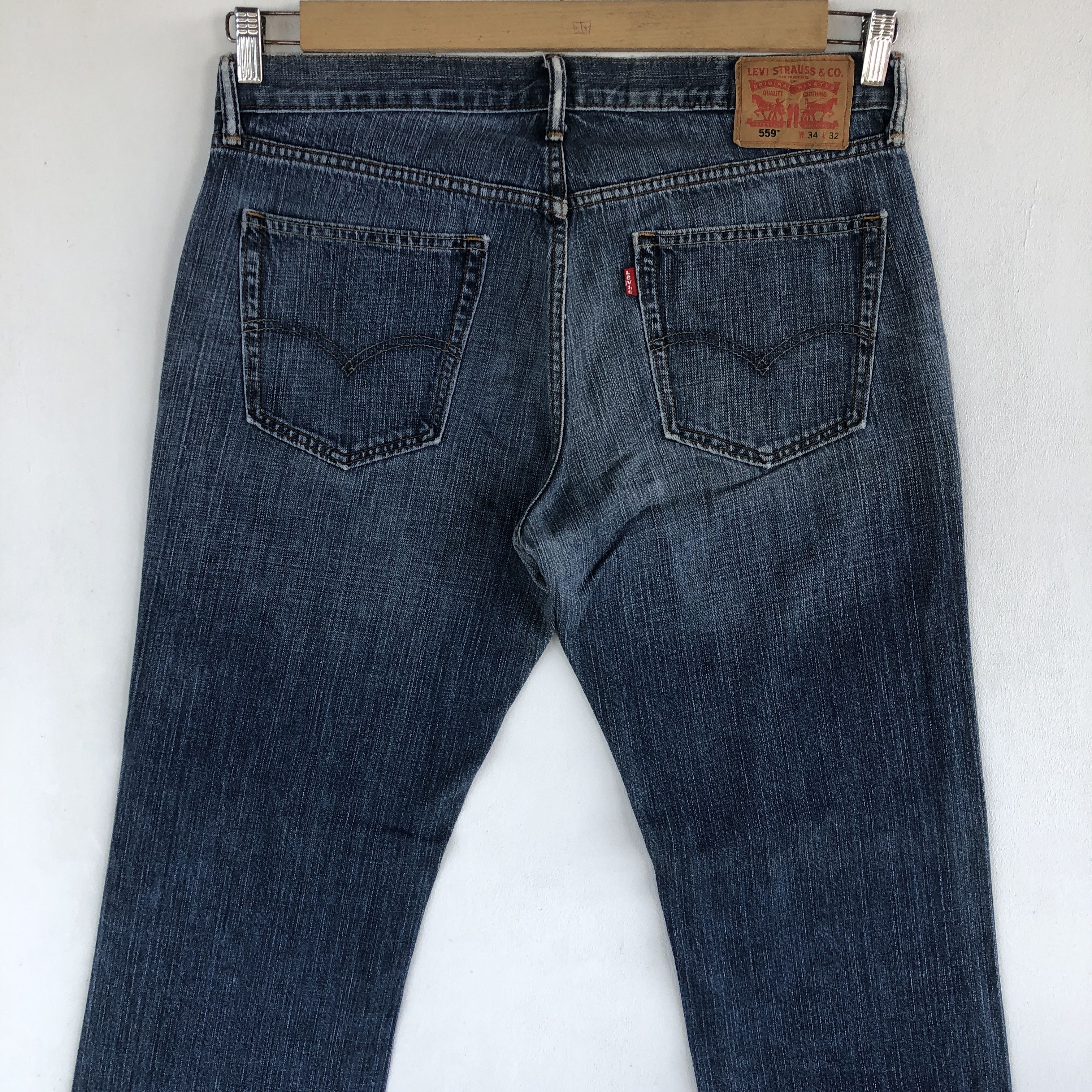 Levi's Vintage Levis Jeans Levi's 559 Baggy Faded Light Wash Denim Size US 36 / EU 52 - 6 Thumbnail