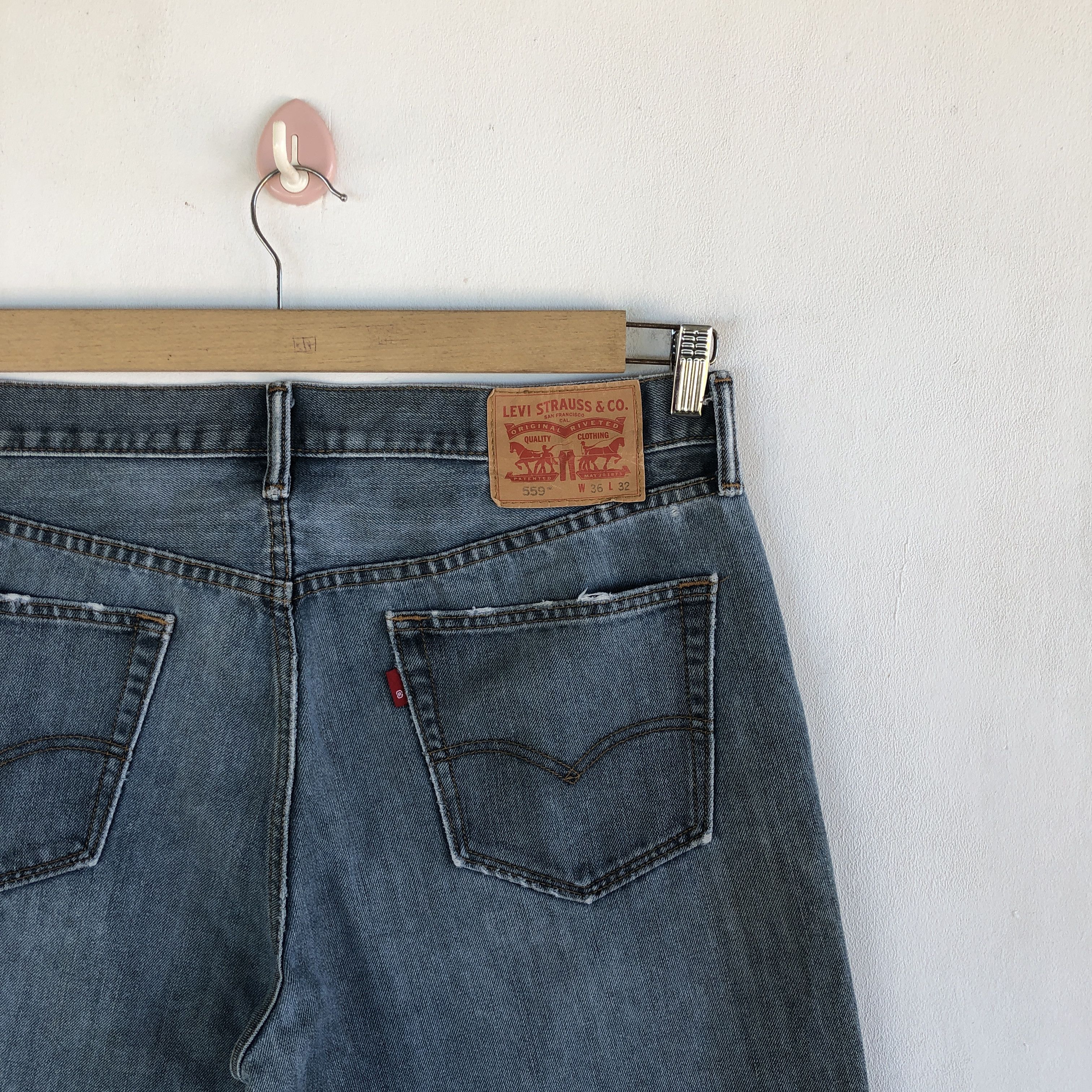 Levi's Vintage Levis Faded Baggy Jeans Levi's 559 Light Wash Denim Size US 34 / EU 50 - 5 Thumbnail