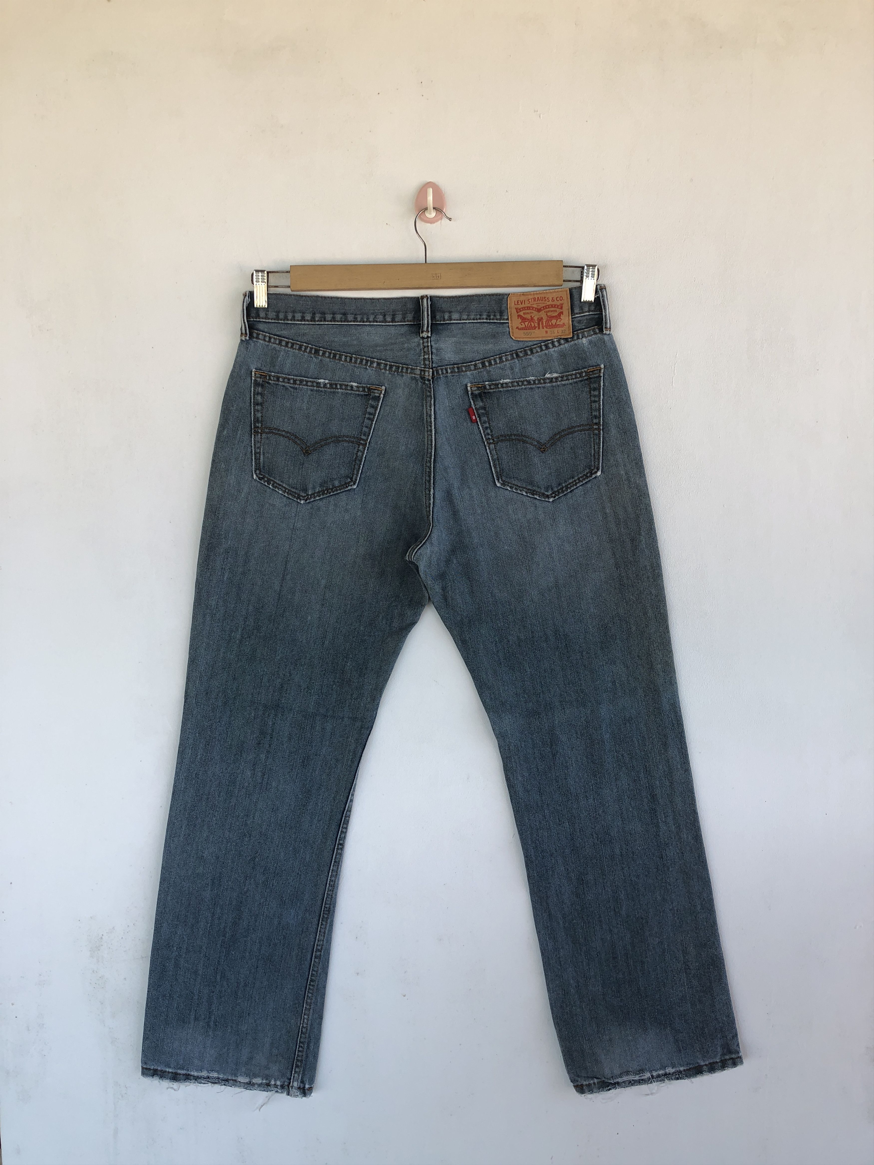 Levi's Vintage Levis Faded Baggy Jeans Levi's 559 Light Wash Denim Size US 34 / EU 50 - 2 Thumbnail