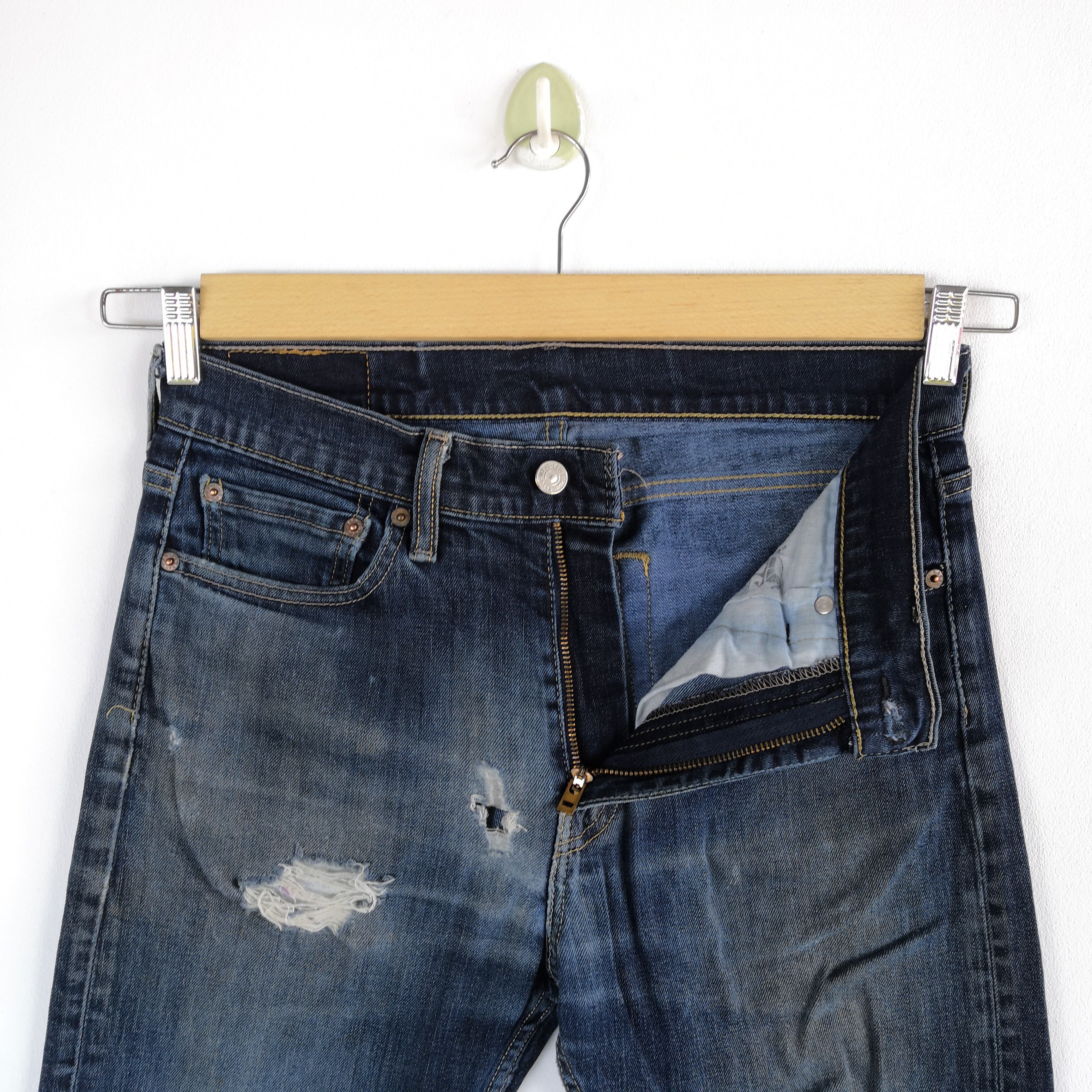 Levi's Vintage Levis Distressed Jeans Levi's 510 Ripped Denim Size US 30 / EU 46 - 9 Thumbnail